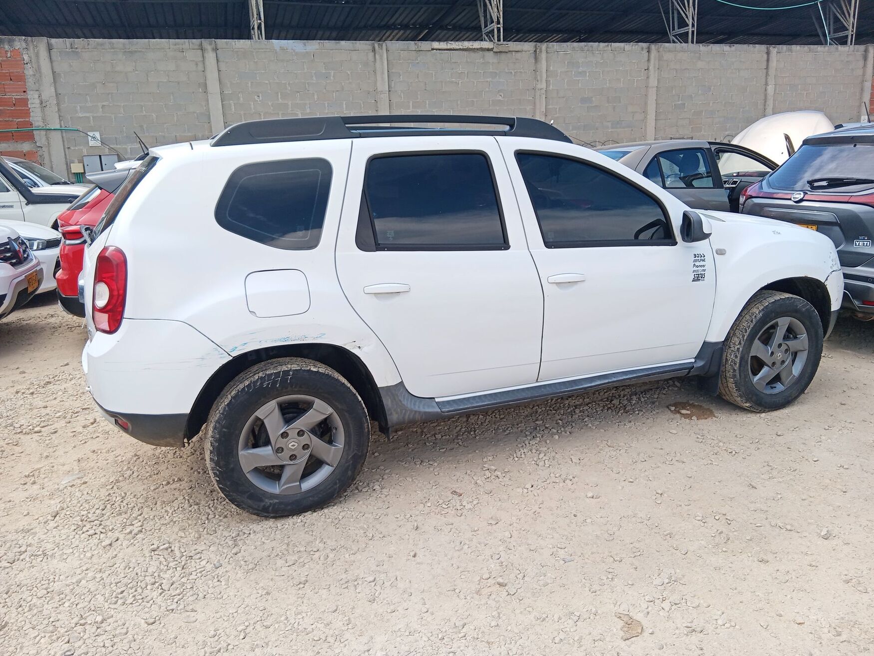 RENAULT DUSTER 2015