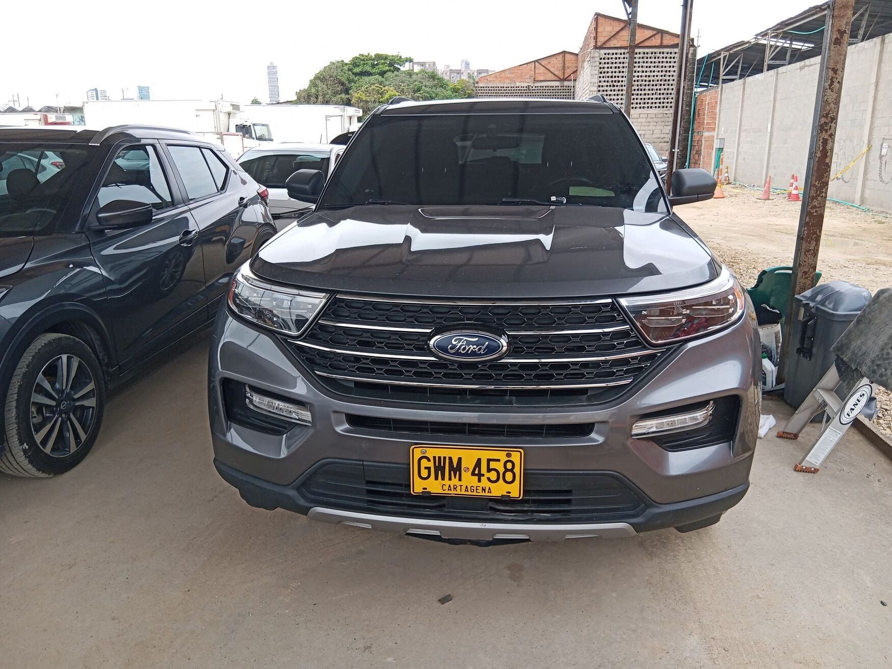 FORD EXPLORER 2021
