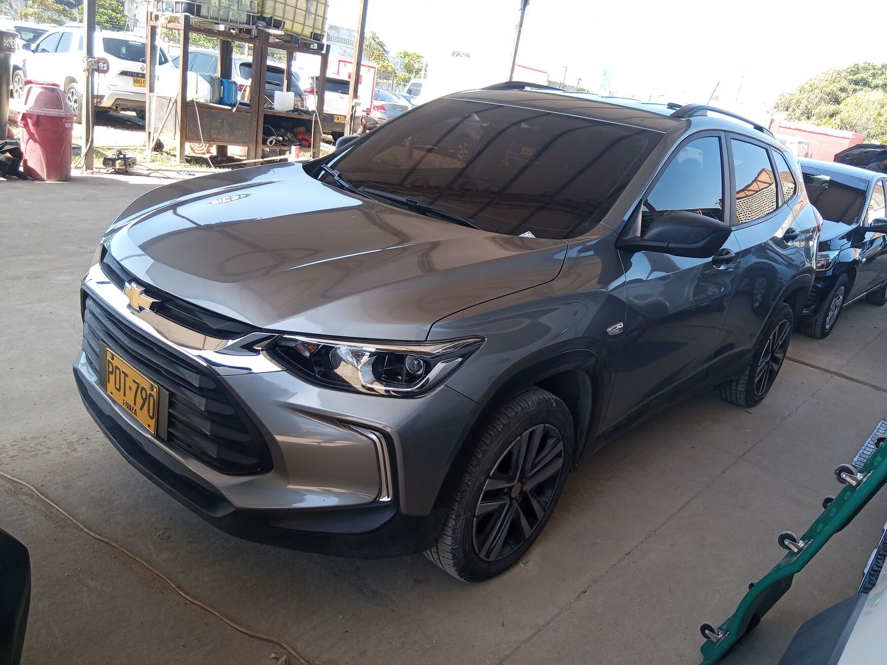 CHEVROLET TRACKER 2025