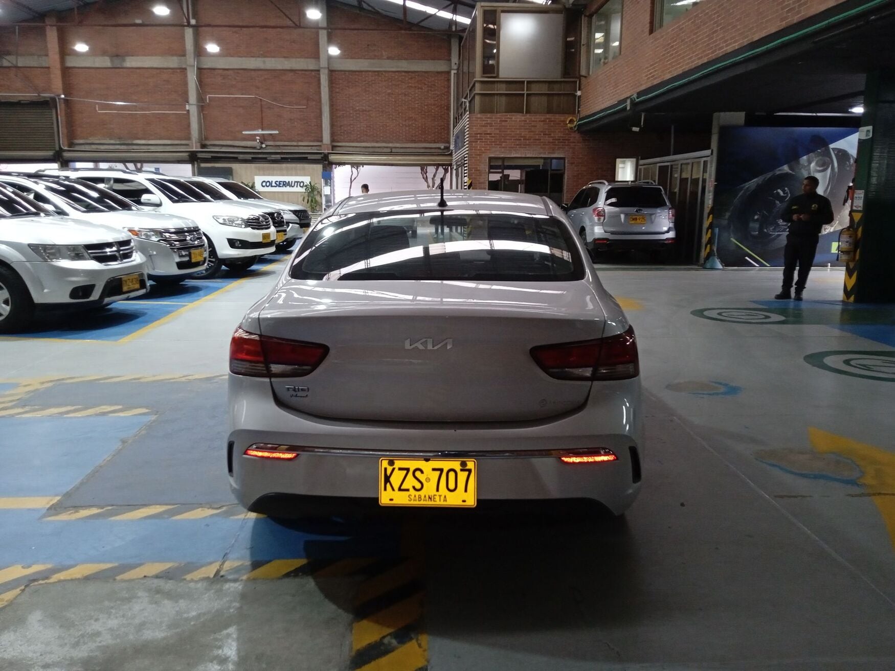 KIA RIO 2023