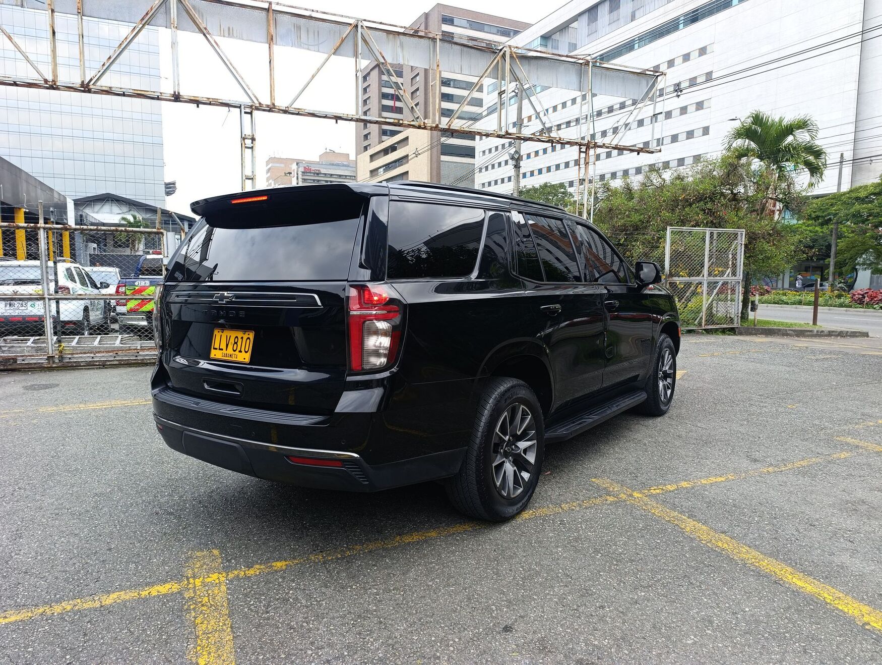 CHEVROLET TAHOE 2022