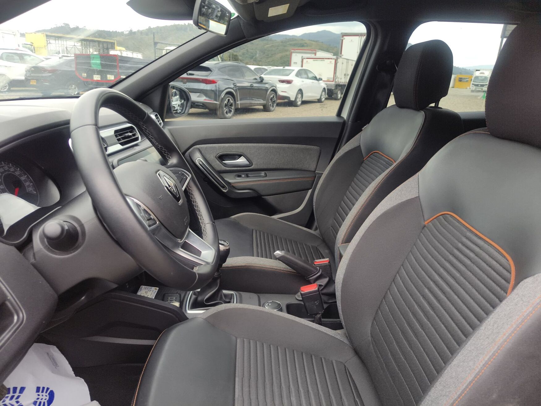 RENAULT DUSTER 2026
