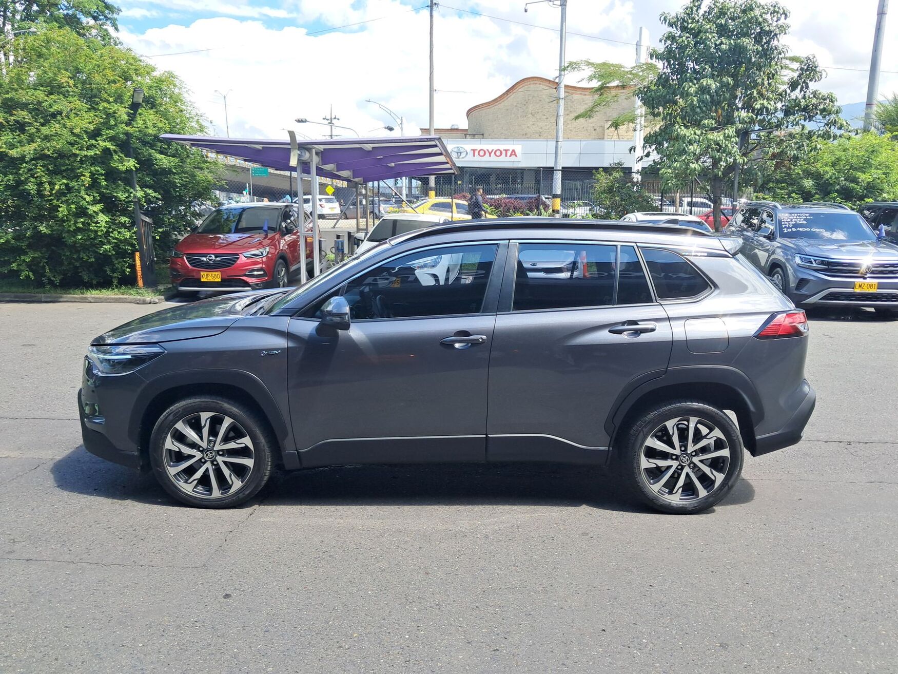 TOYOTA COROLLA CROSS 2026