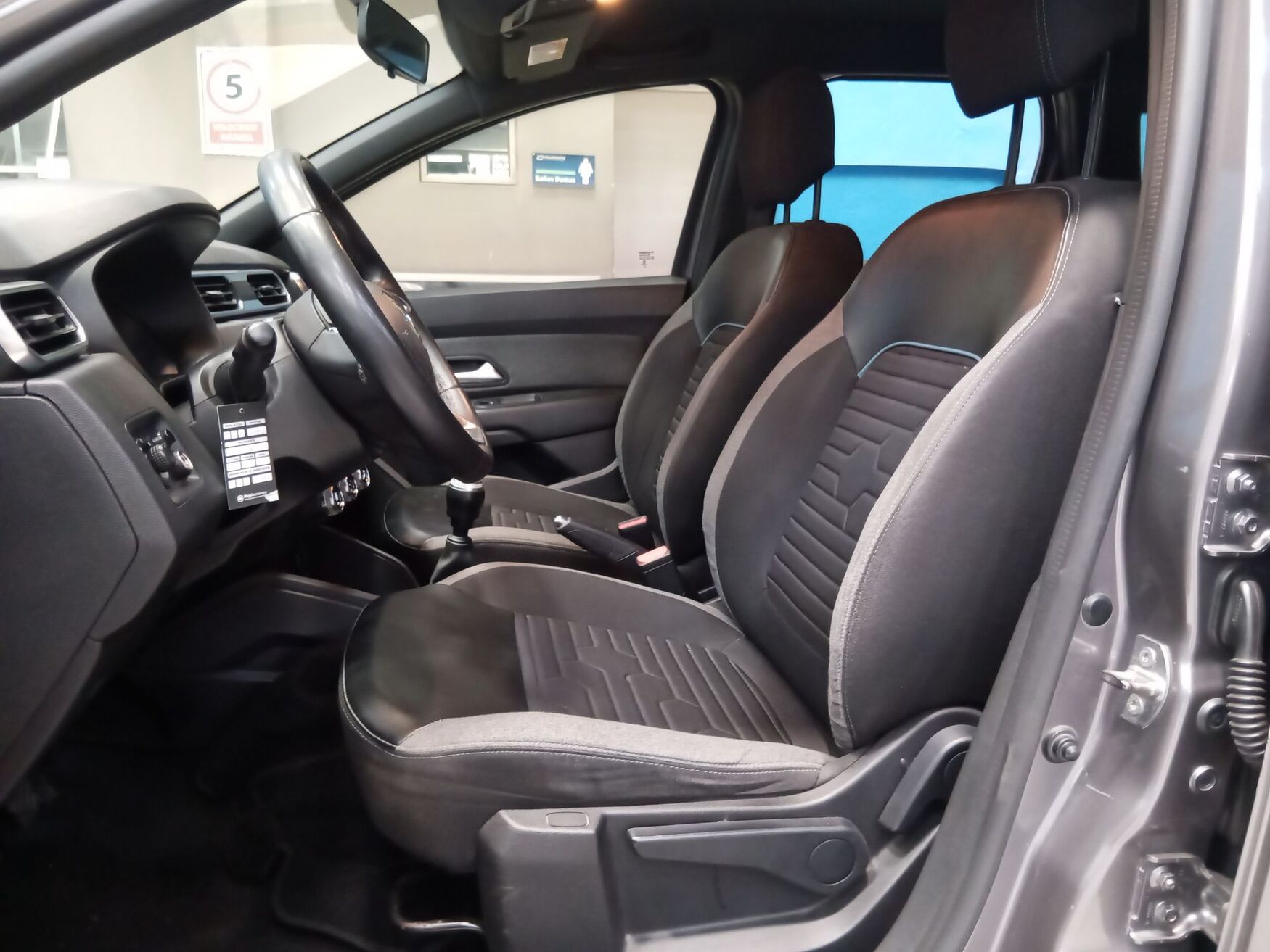 RENAULT DUSTER 2022