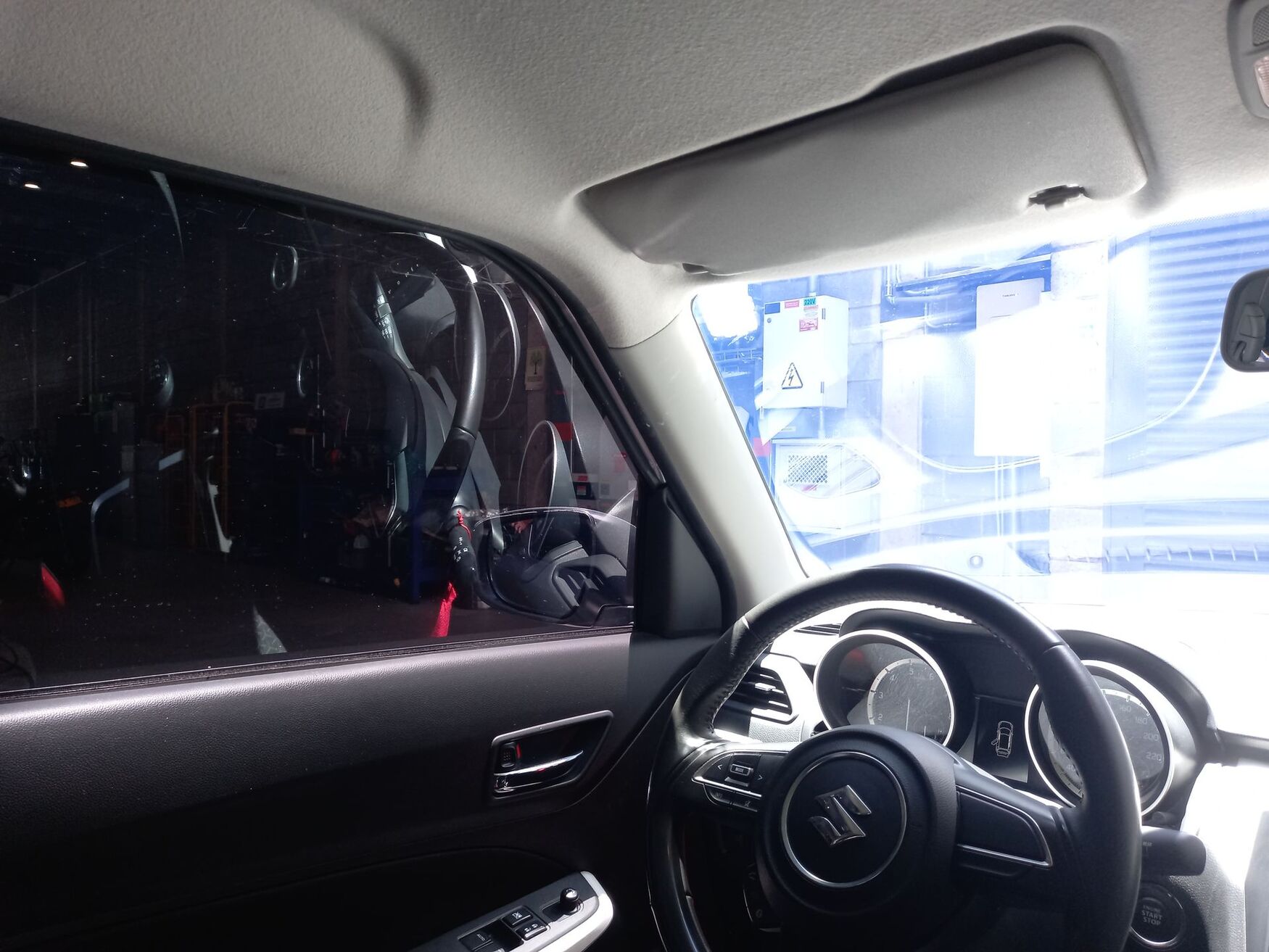 SUZUKI SWIFT 2023