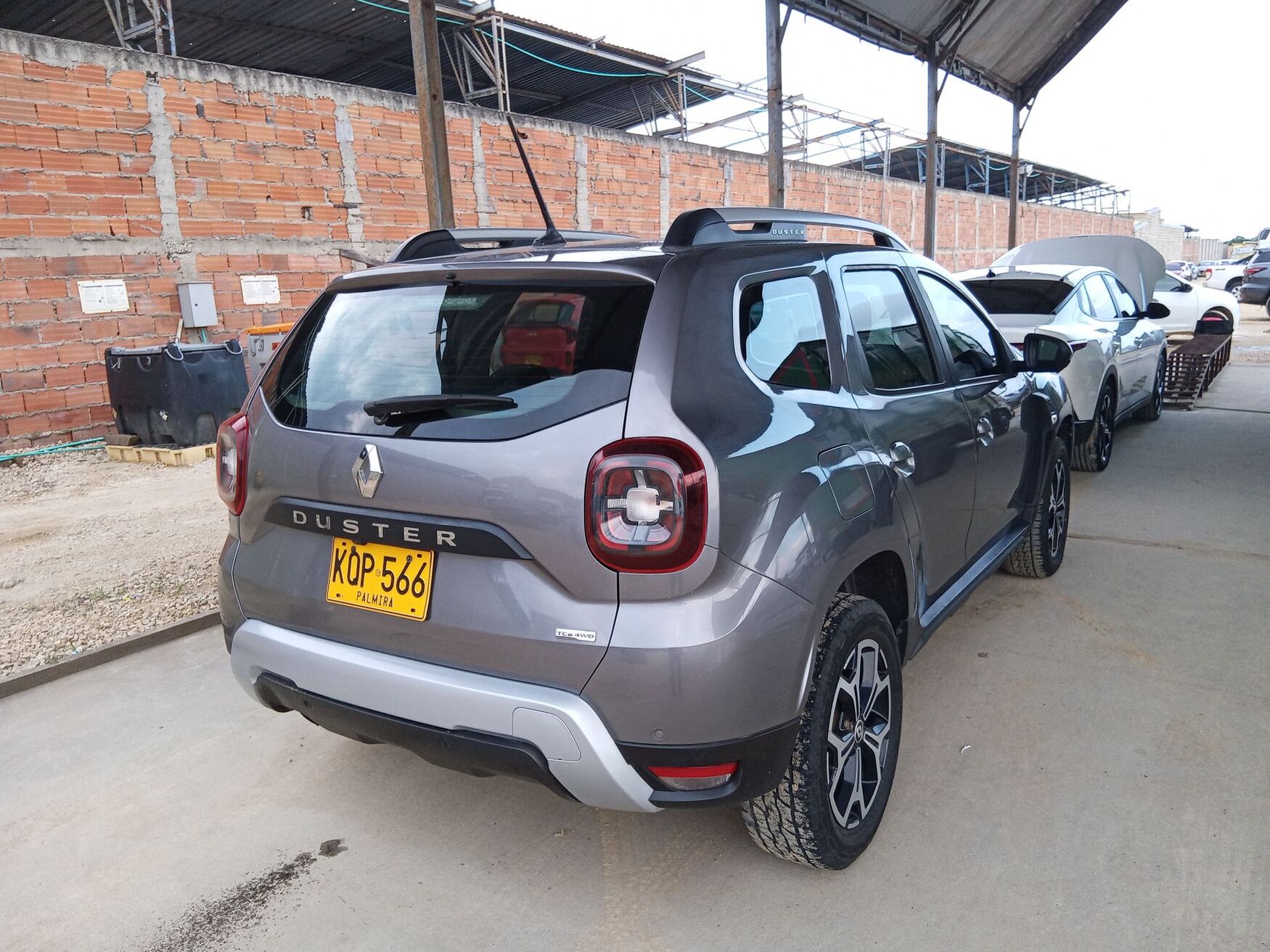 RENAULT DUSTER 2022
