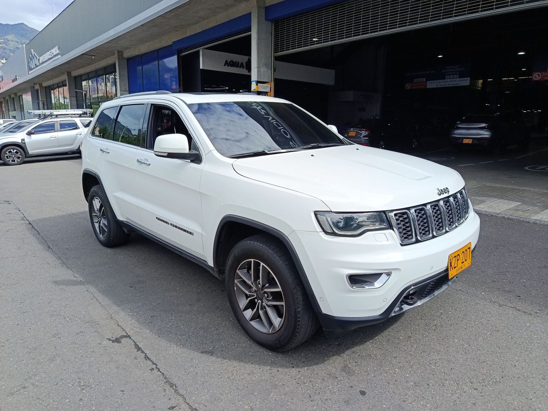 JEEP GRAND CHEROKEE 2021