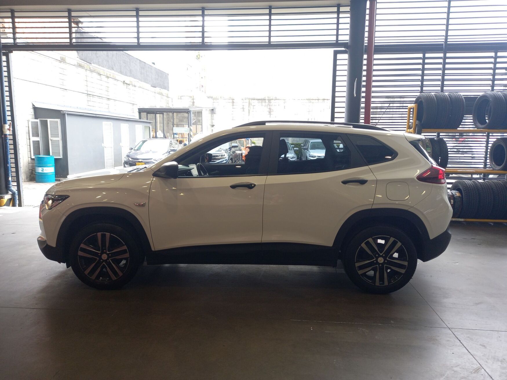 CHEVROLET TRACKER 2025