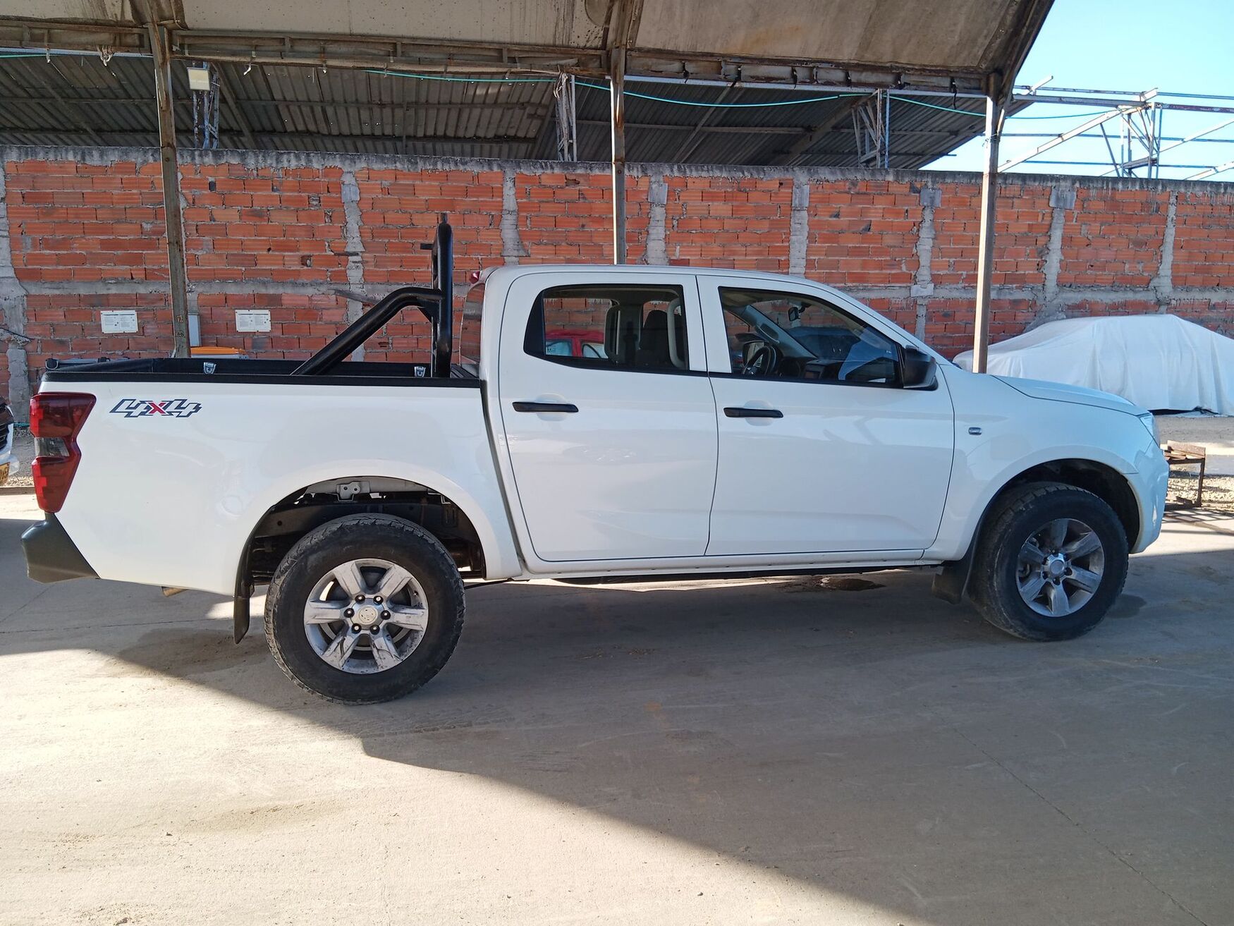 ISUZU FORCE 2025