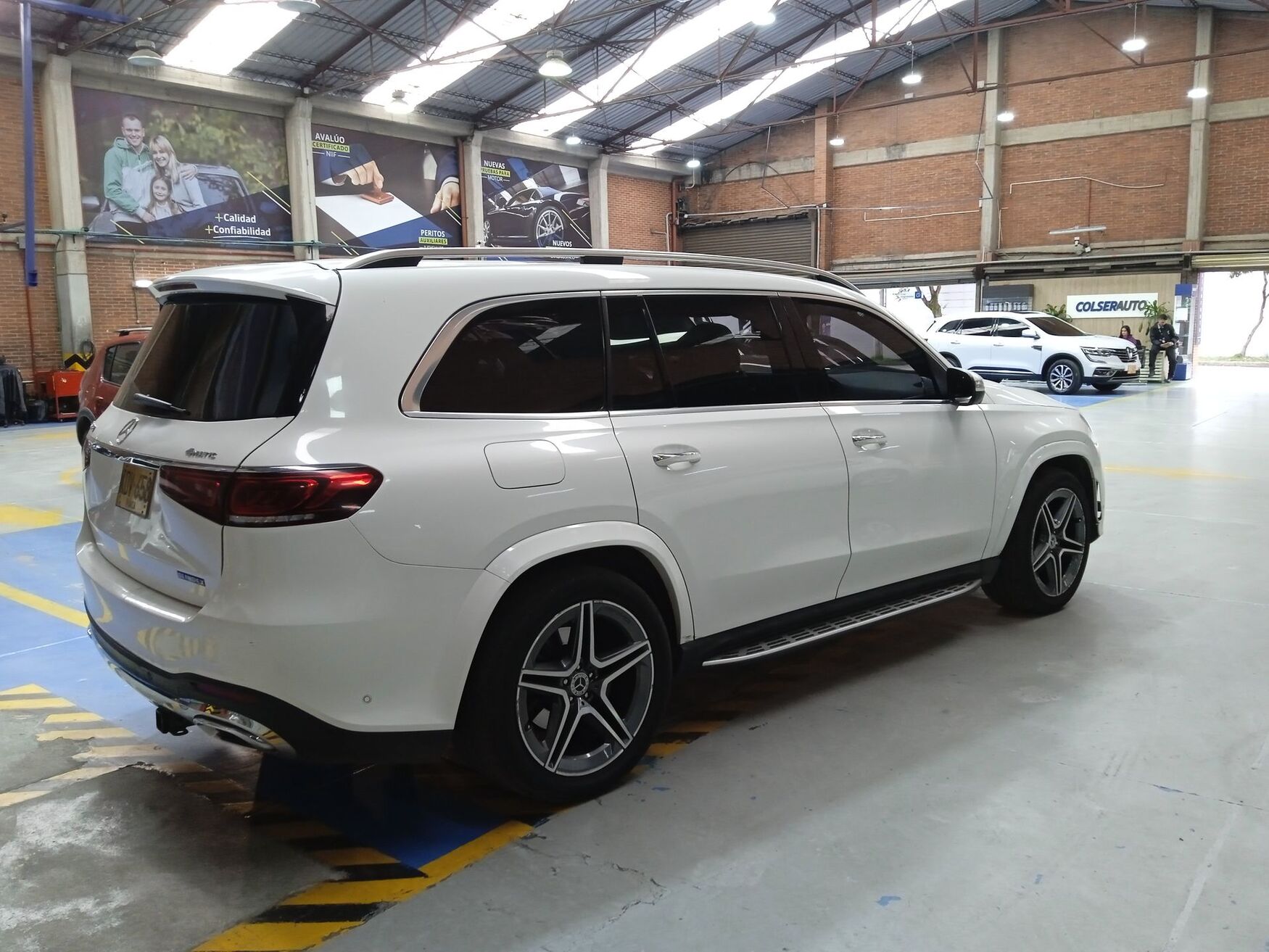 MERCEDES-BENZ GLS450 2022
