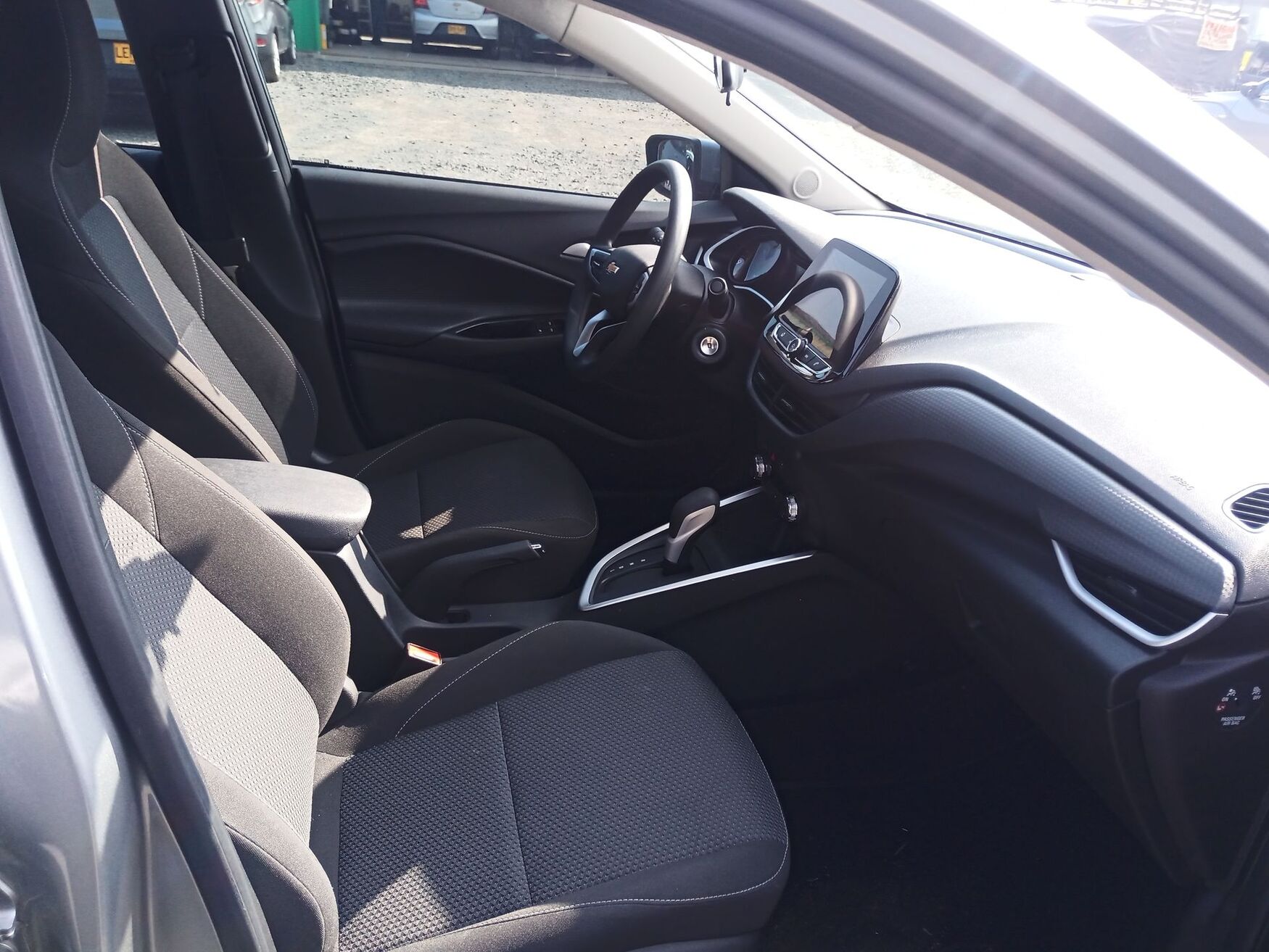 CHEVROLET ONIX 2025
