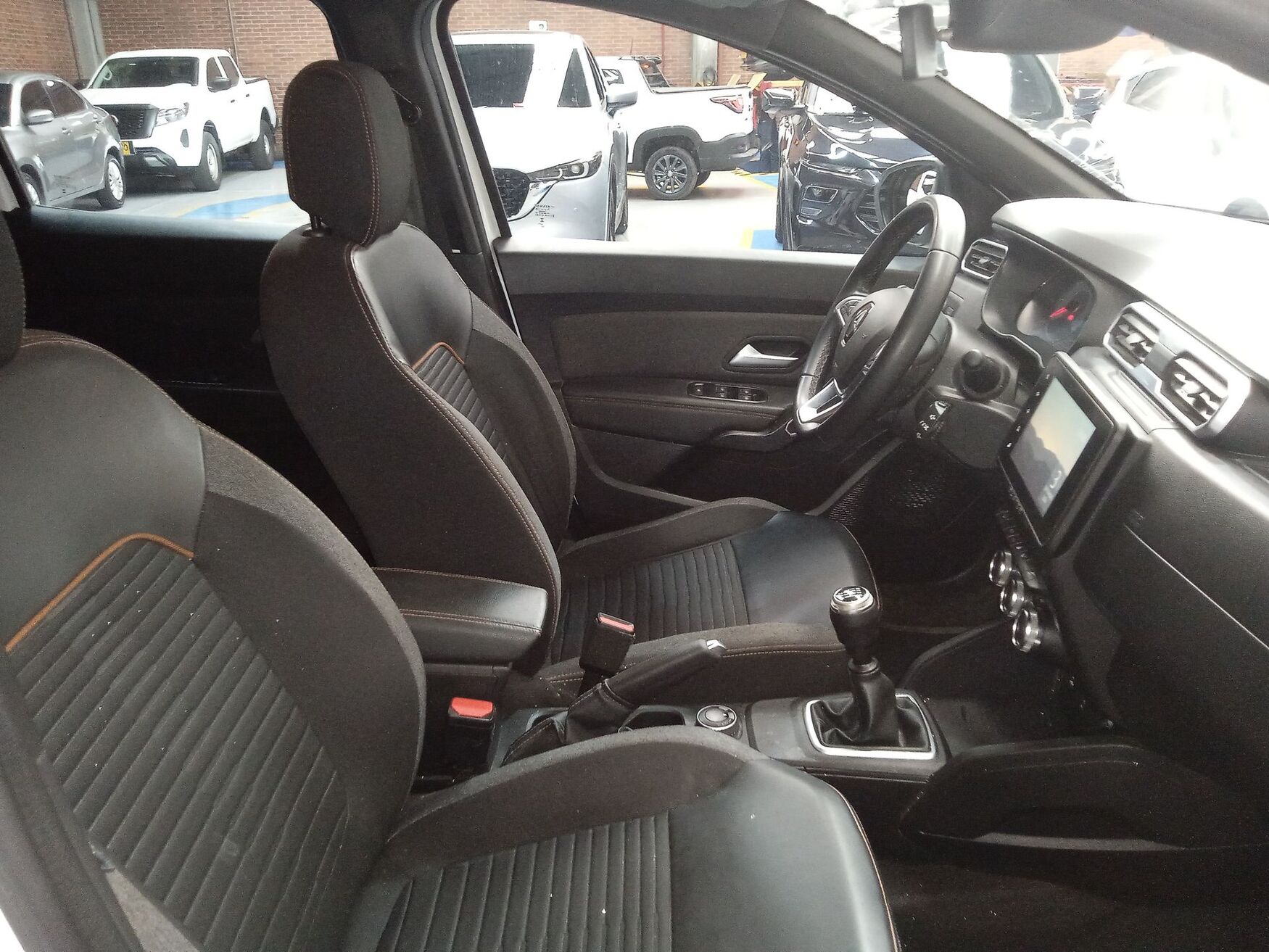 RENAULT DUSTER 2026
