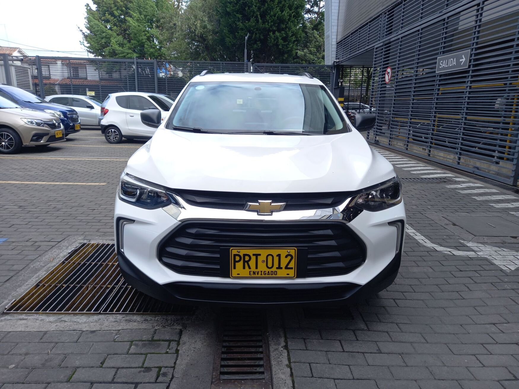 CHEVROLET TRACKER 2025