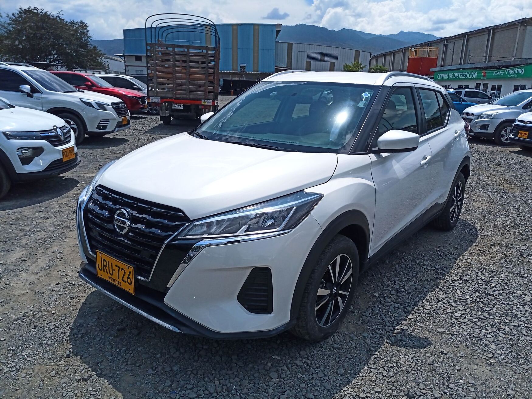 NISSAN KICKS 2022