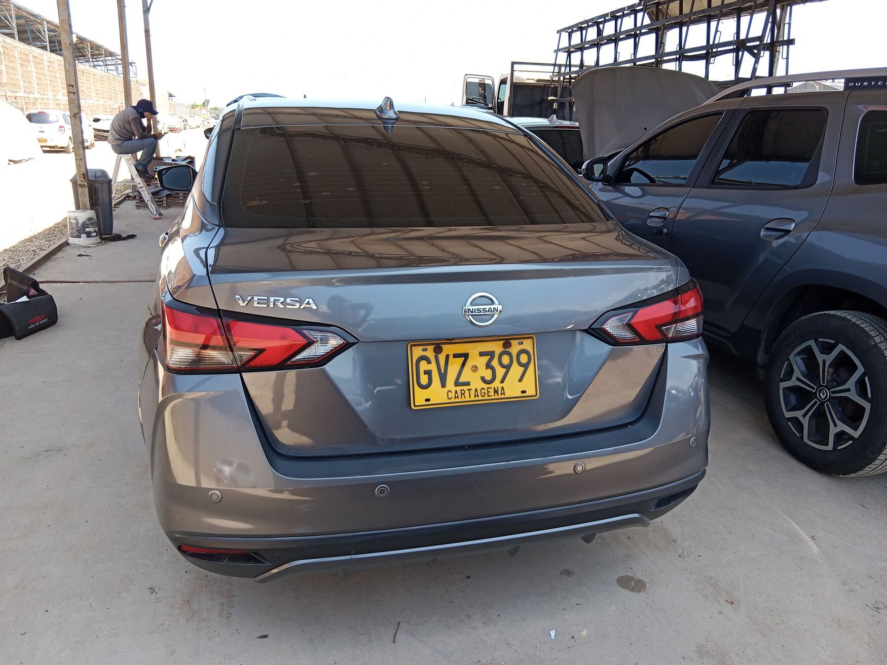 NISSAN VERSA 2021