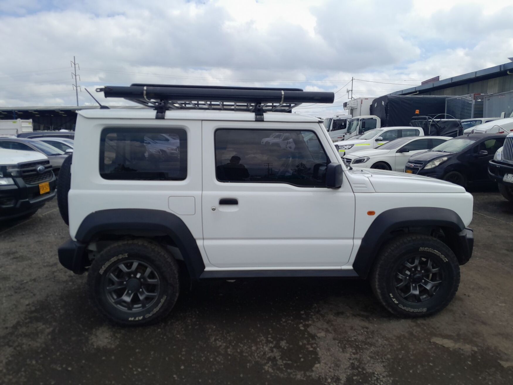SUZUKI JIMNY 2021