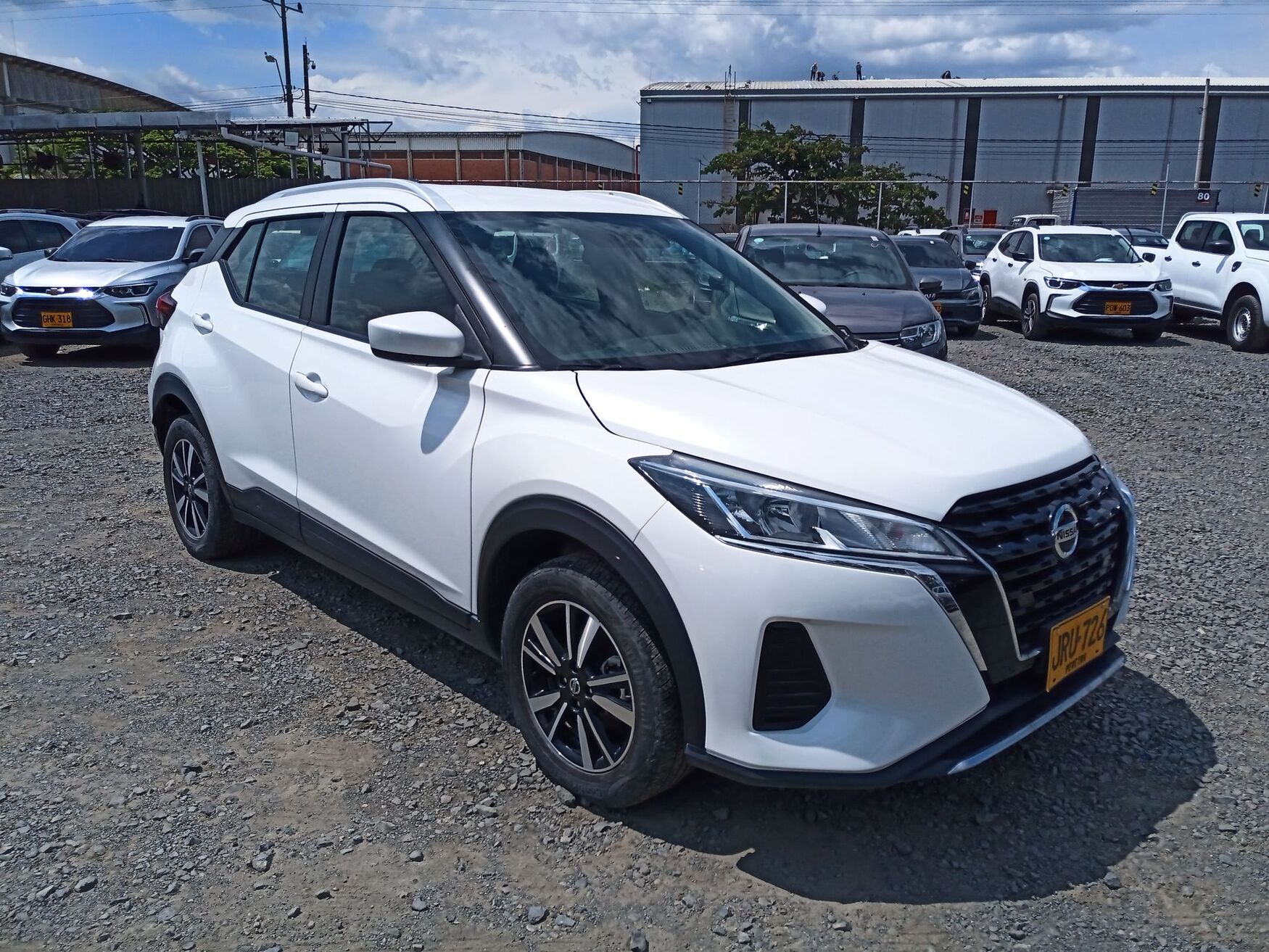 NISSAN KICKS 2022