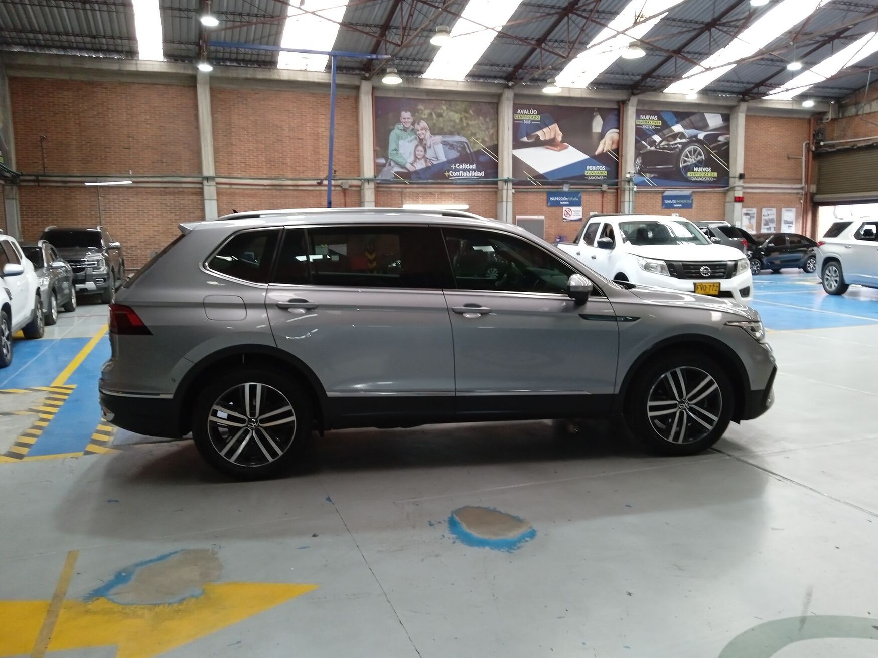 VOLKSWAGEN TIGUAN 2023