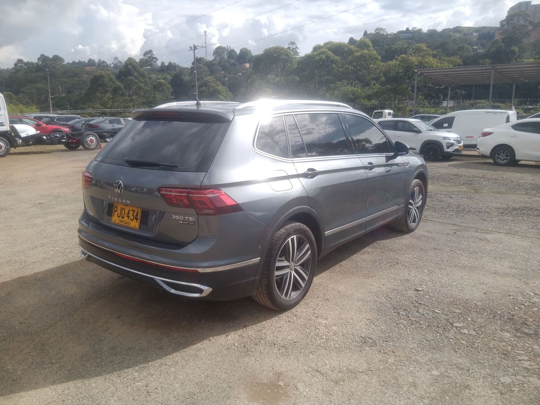 VOLKSWAGEN TIGUAN 2024