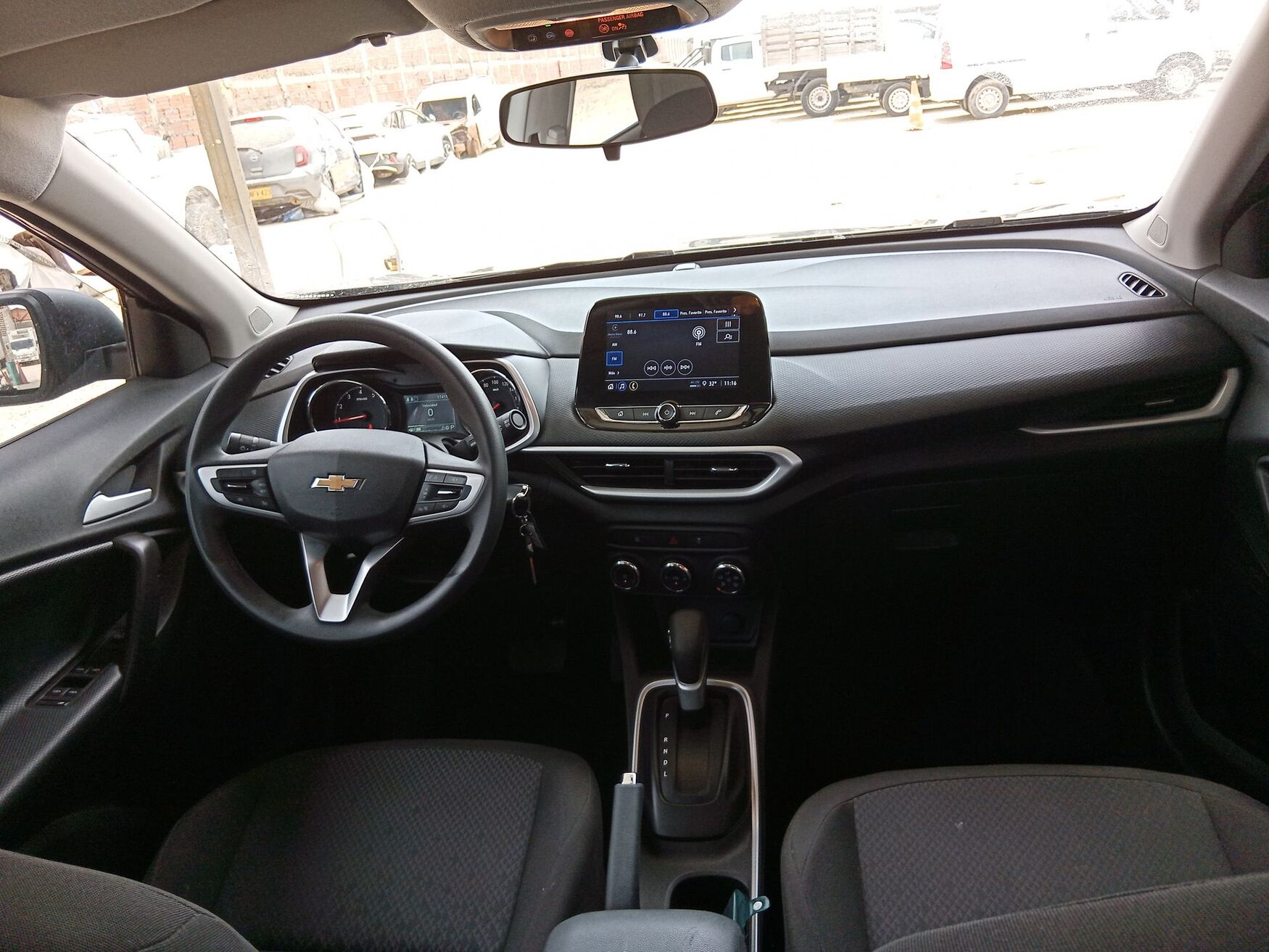 CHEVROLET TRACKER 2025
