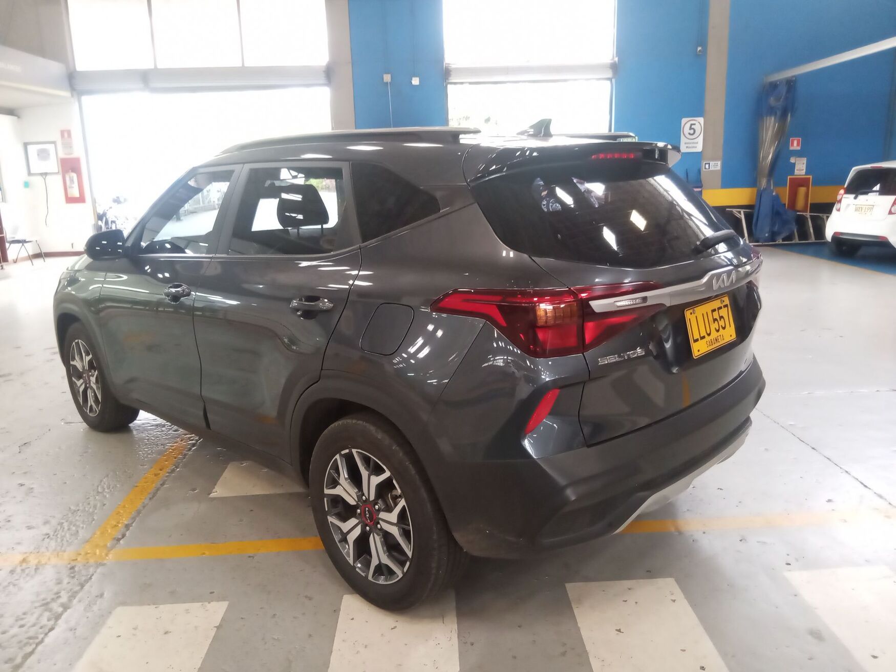 KIA SELTOS 2023