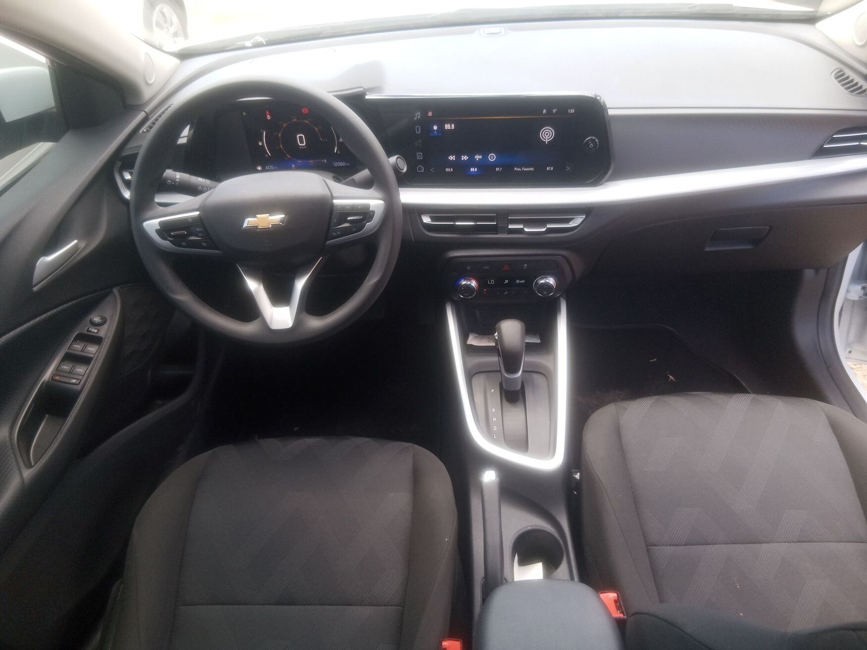 CHEVROLET ONIX 2026