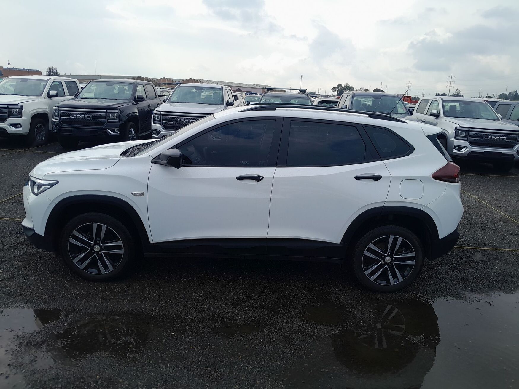 CHEVROLET TRACKER 2025