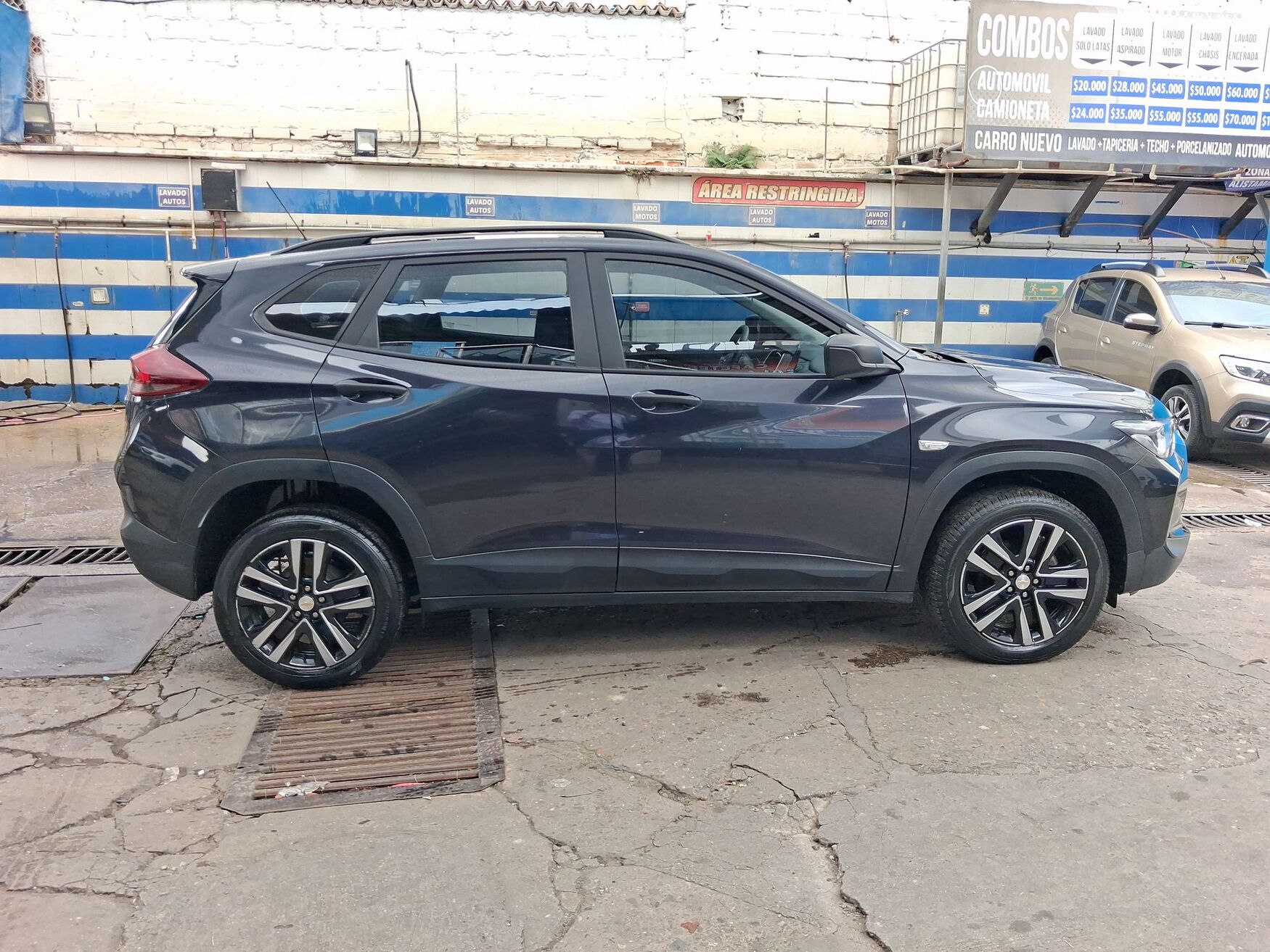 CHEVROLET TRACKER 2025