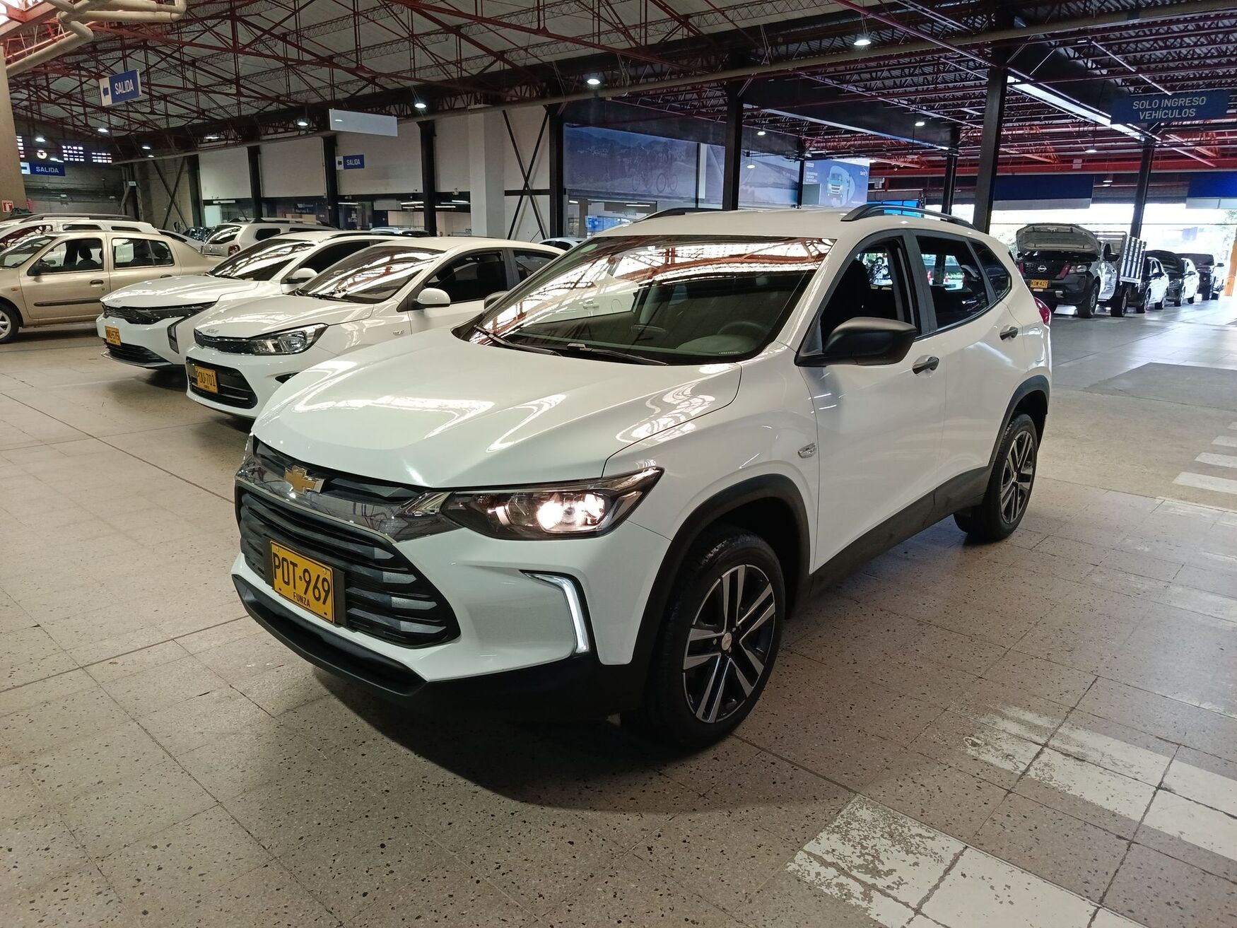 CHEVROLET TRACKER 2025