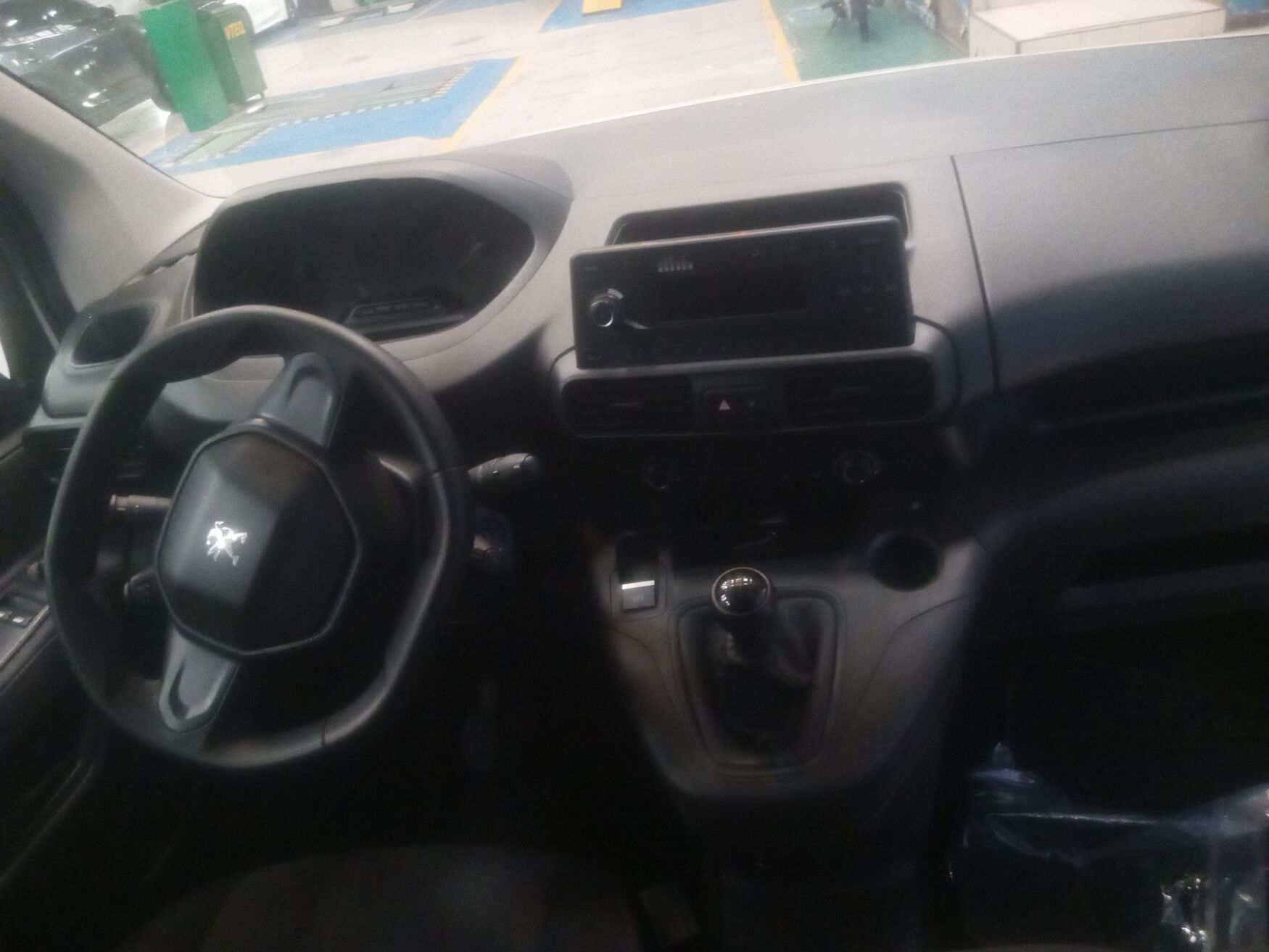 PEUGEOT PARTNER 2022