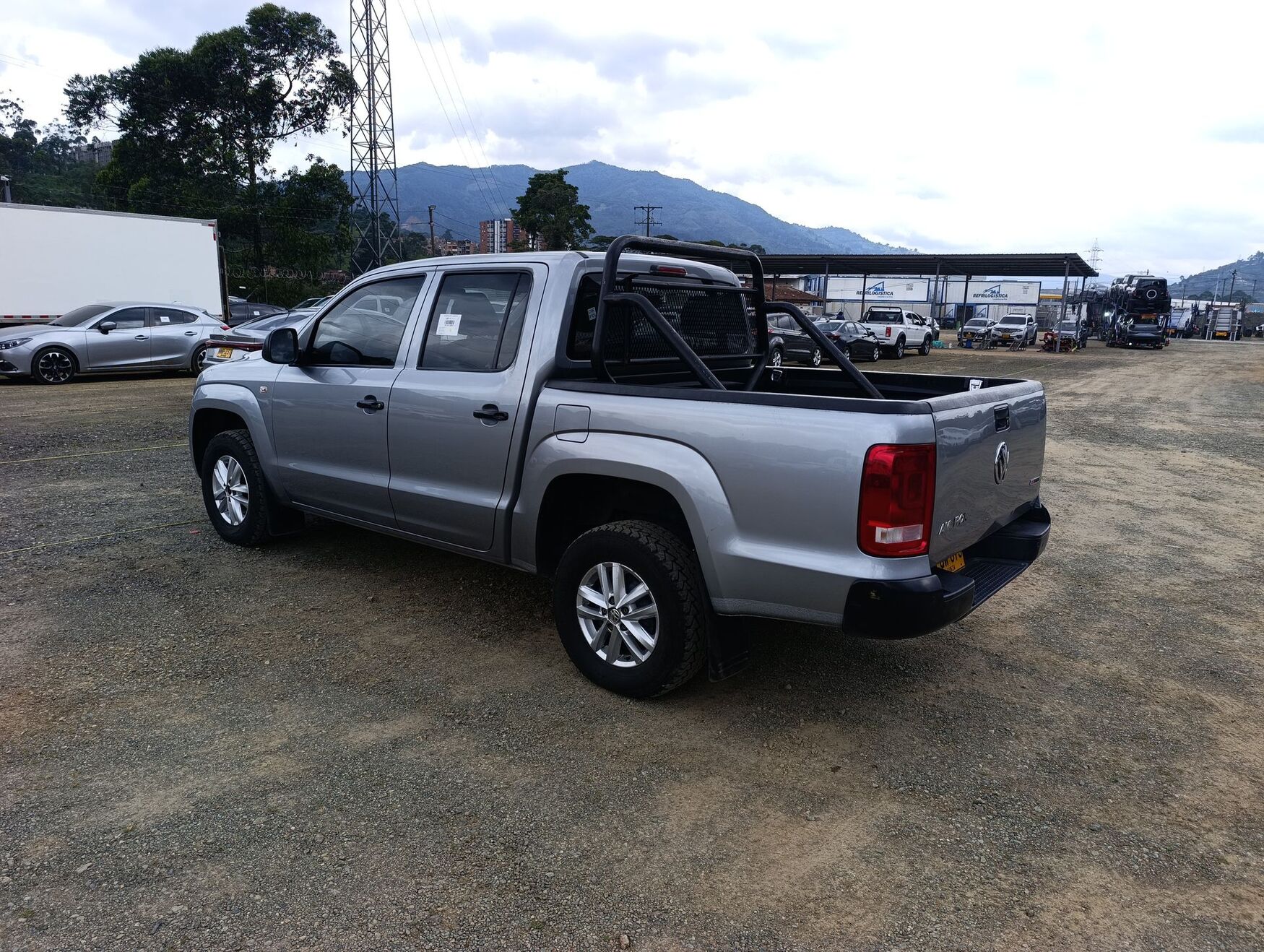 VOLKSWAGEN AMAROK 2023