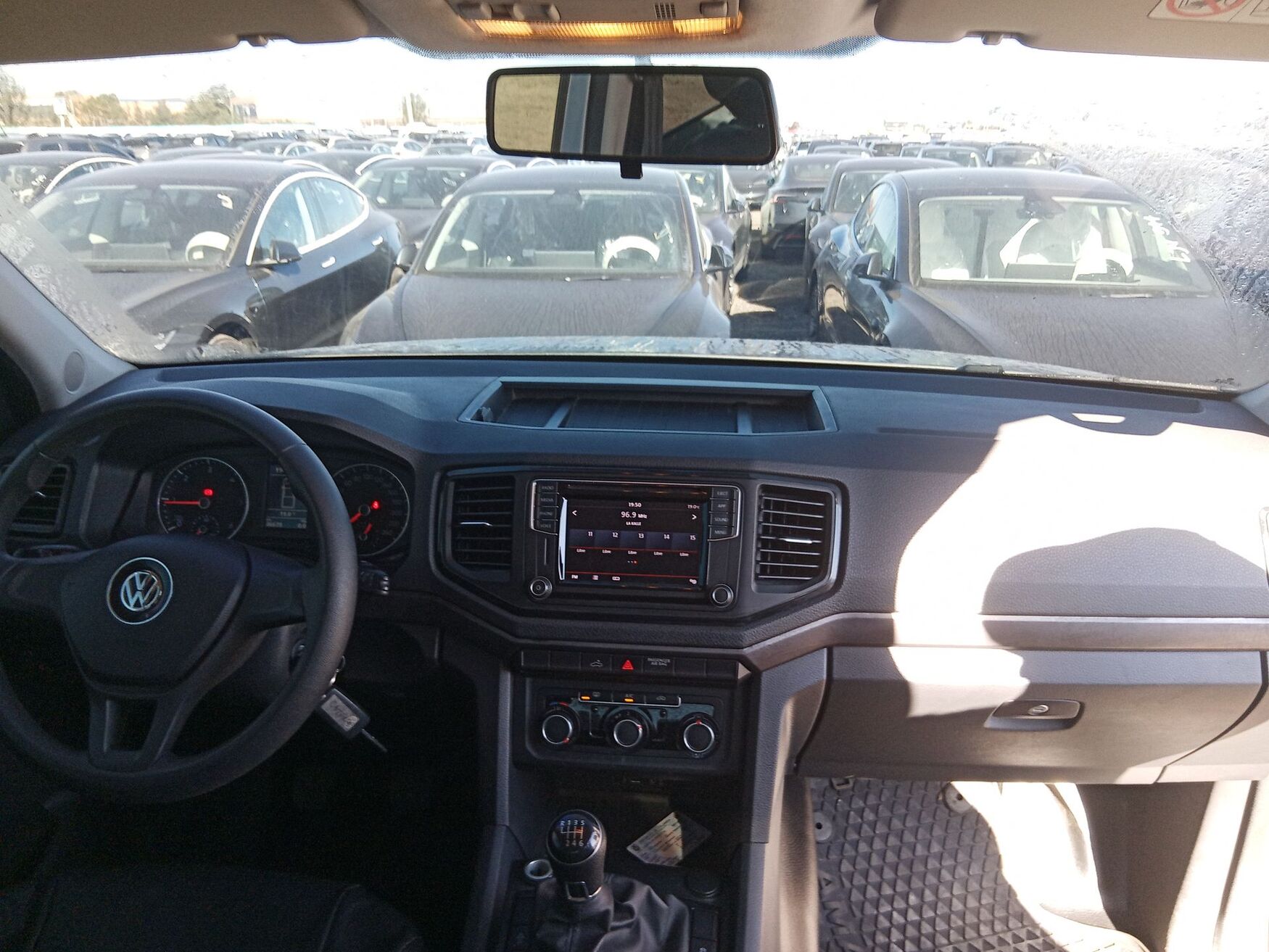 VOLKSWAGEN AMAROK 2023