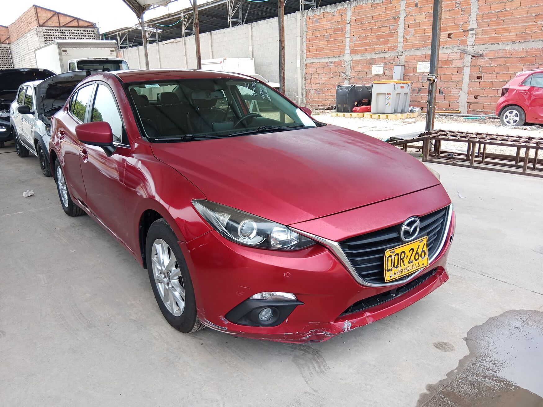 MAZDA 3 2015