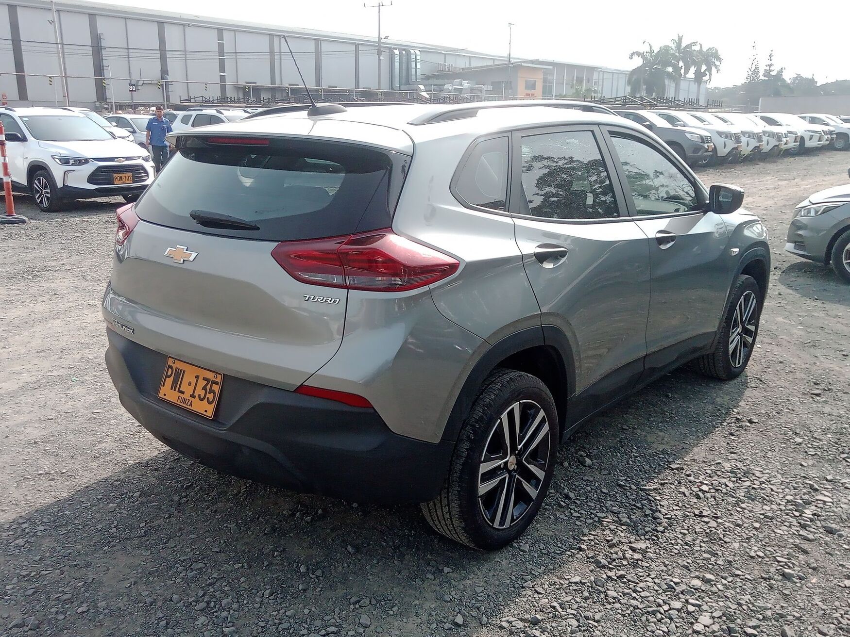 CHEVROLET TRACKER 2025