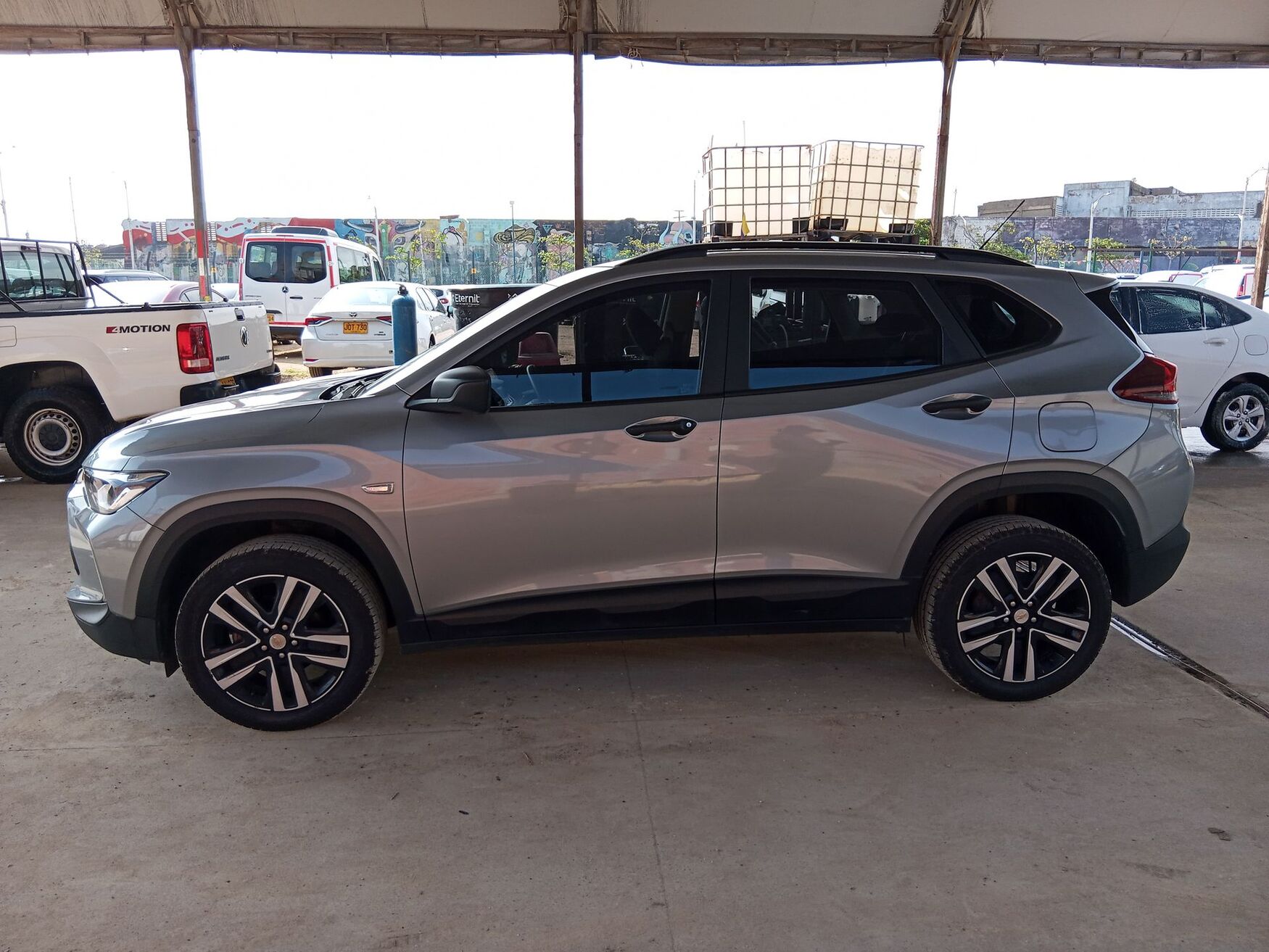 CHEVROLET TRACKER 2025