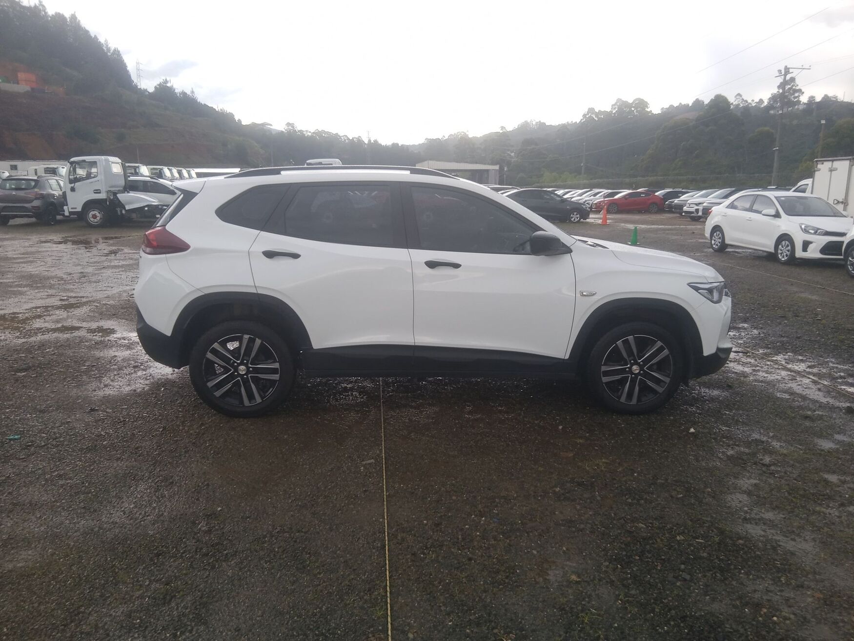 CHEVROLET TRACKER 2025
