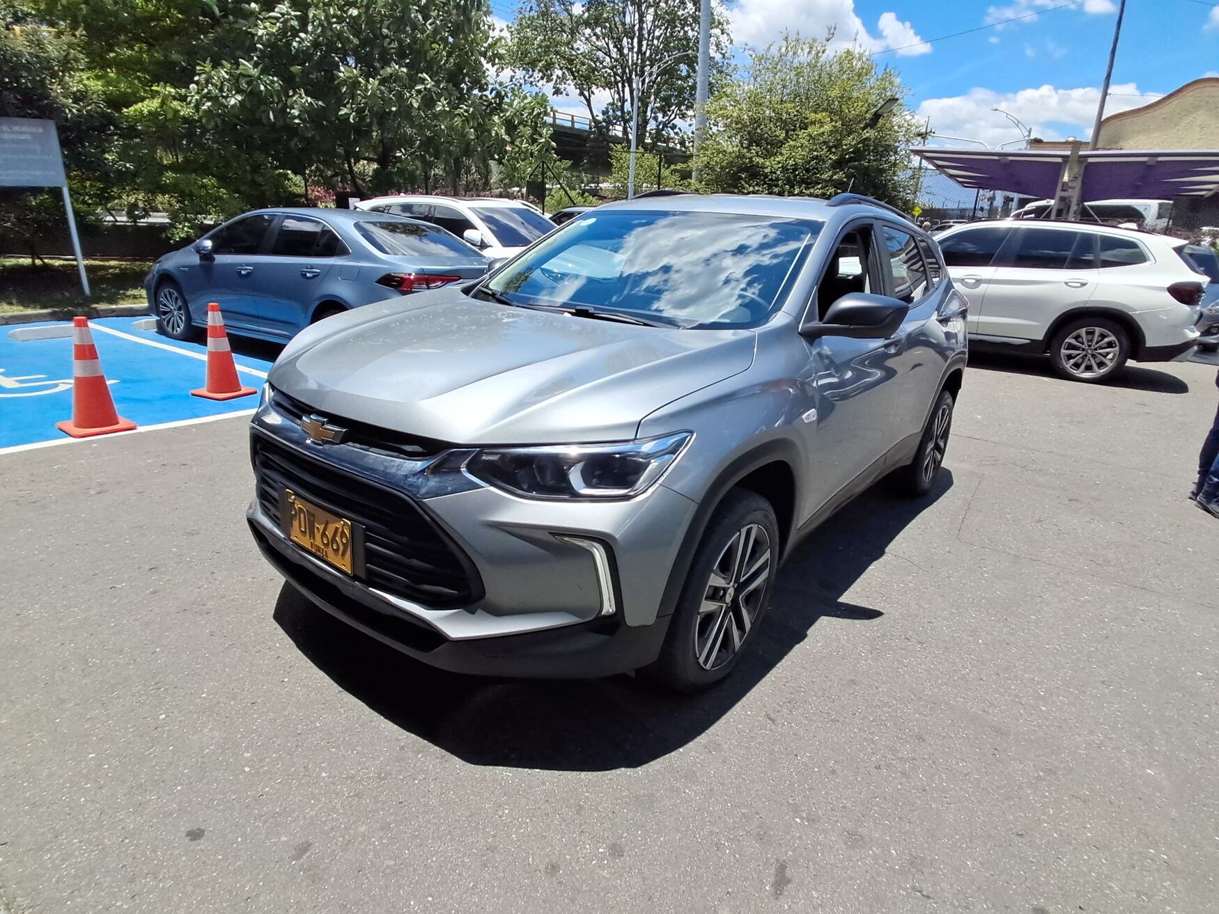 CHEVROLET TRACKER 2025