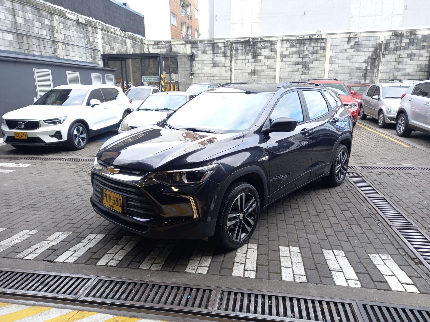 CHEVROLET TRACKER 2025