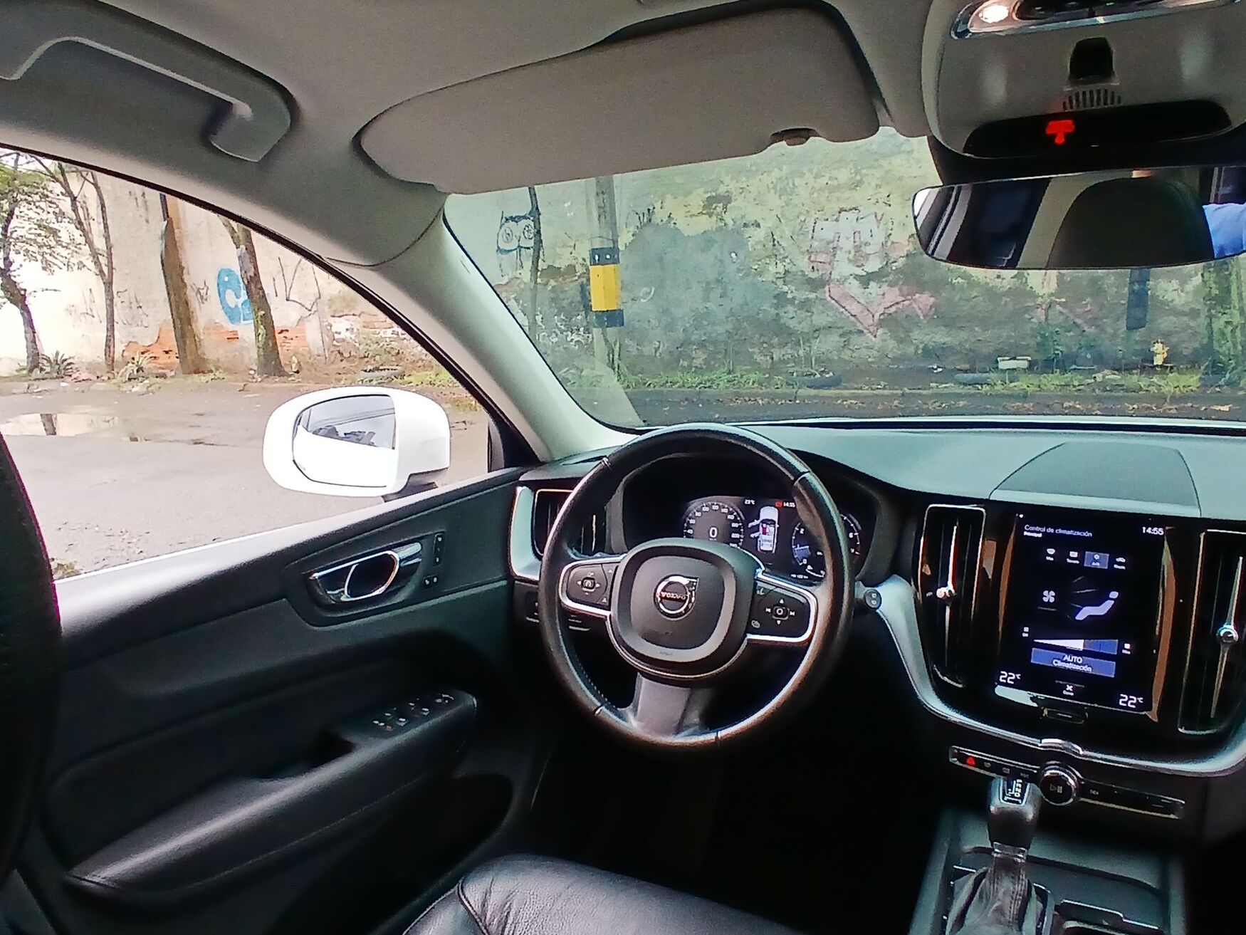 VOLVO XC60 2021