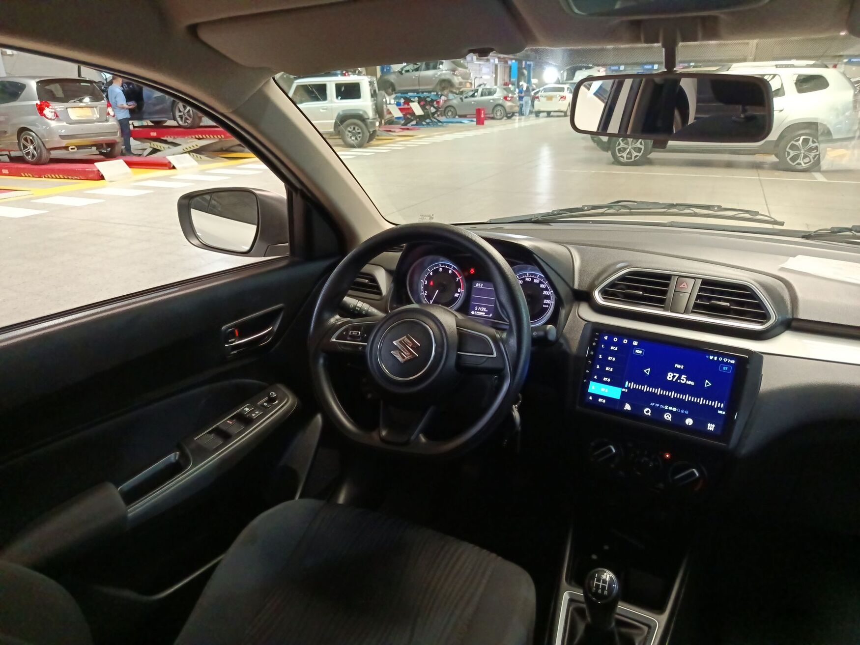 SUZUKI SWIFT 2023