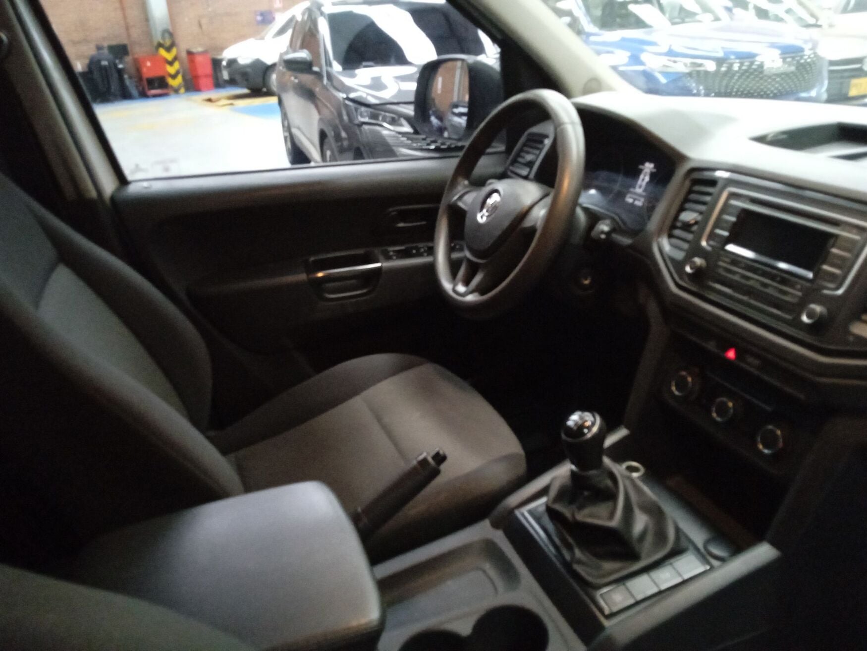 VOLKSWAGEN AMAROK 2022