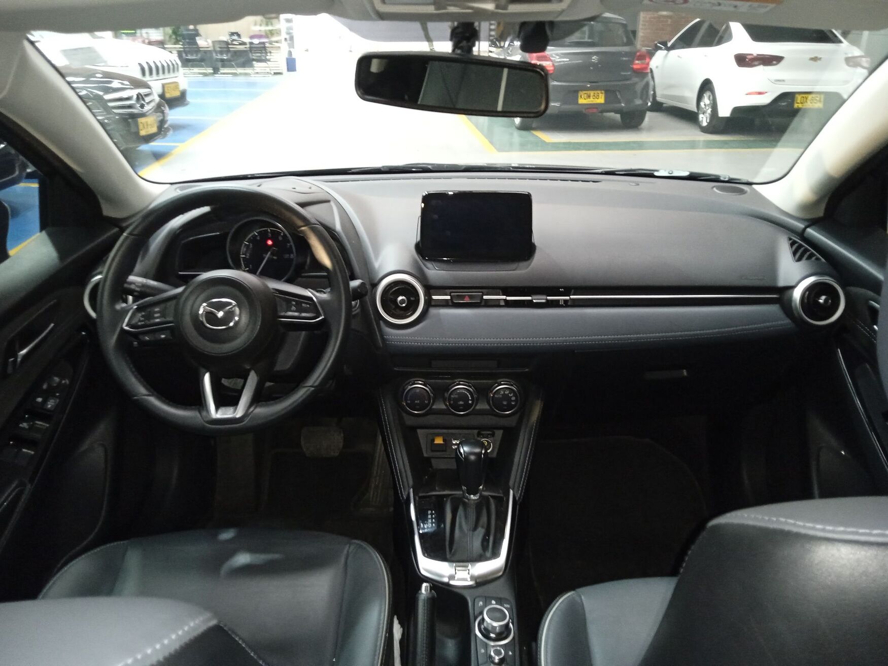 MAZDA 2 2023