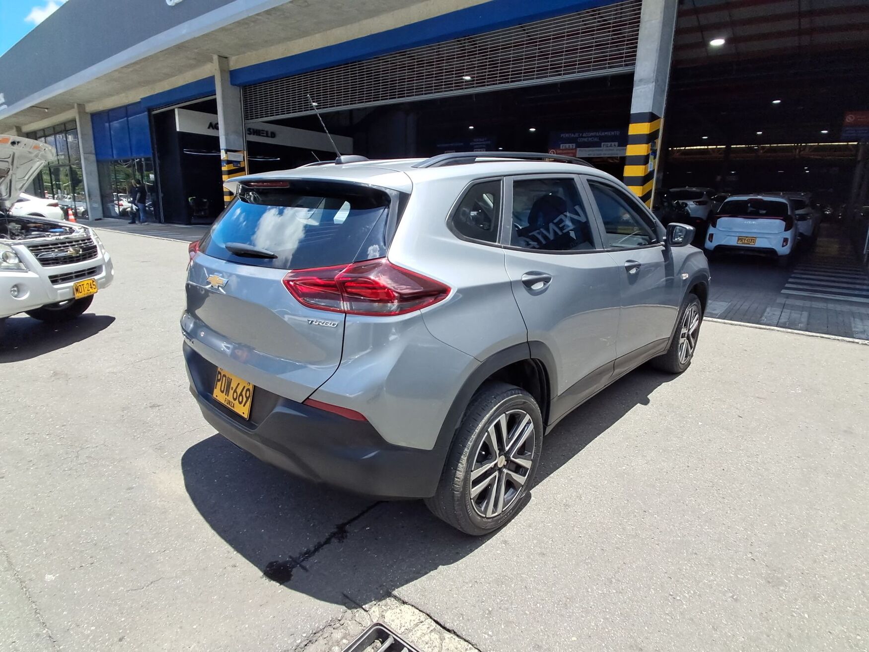 CHEVROLET TRACKER 2025