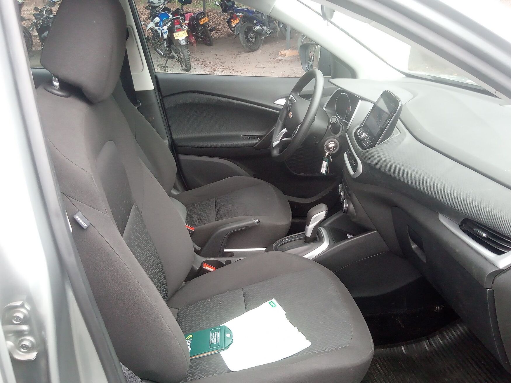 CHEVROLET TRACKER 2025