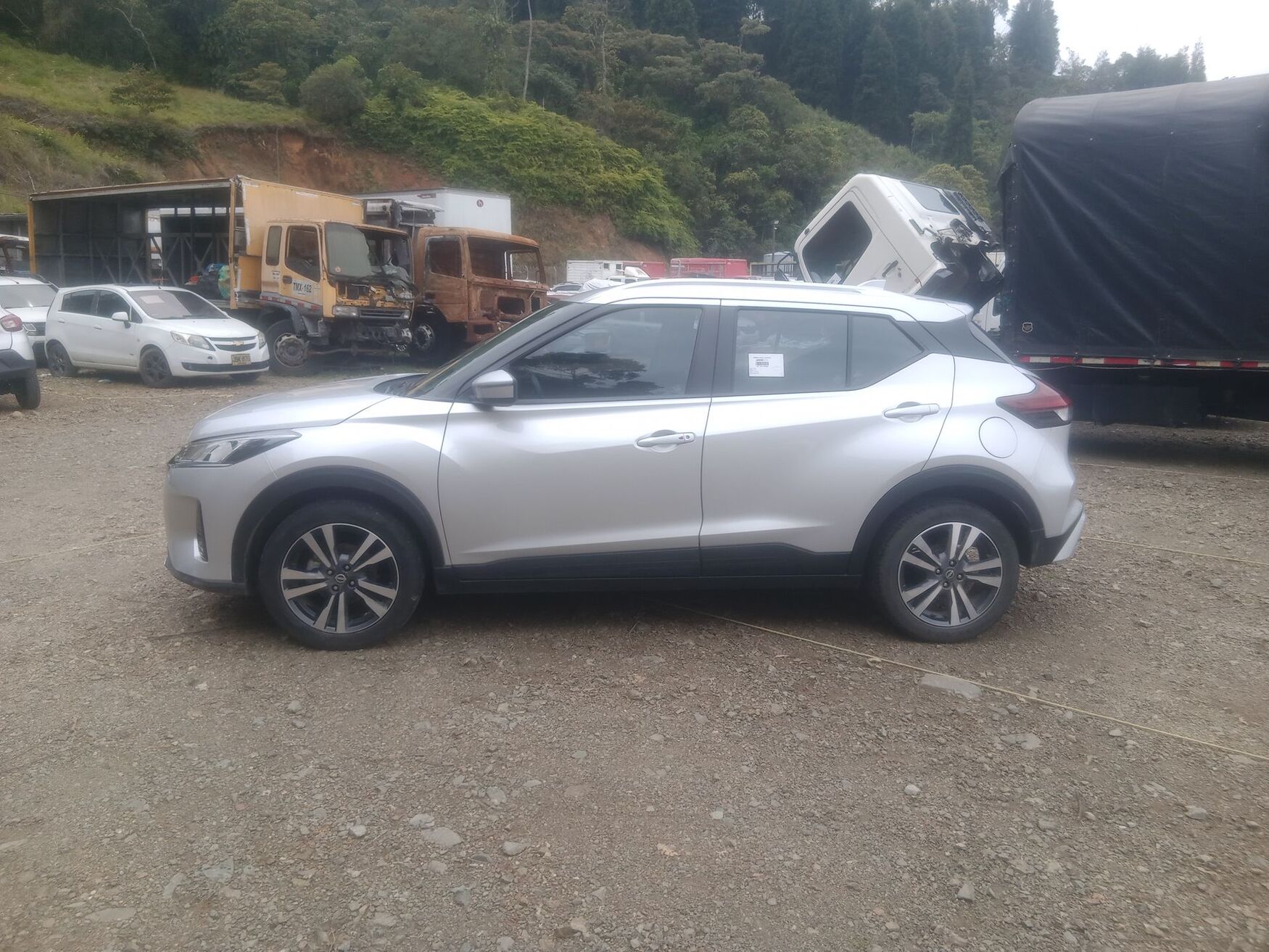 NISSAN KICKS 2026