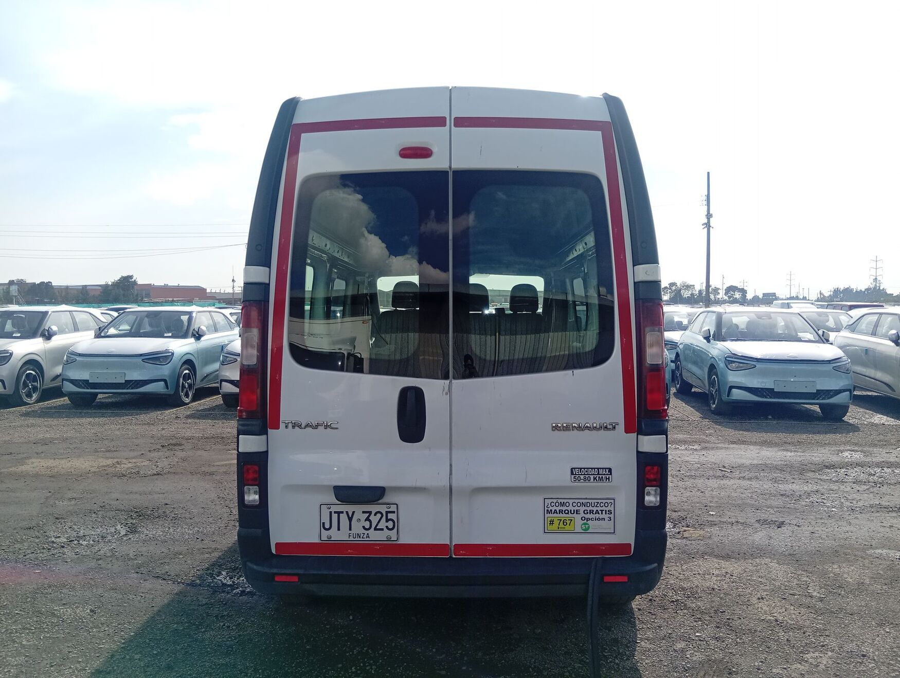 RENAULT TRAFIC 2021