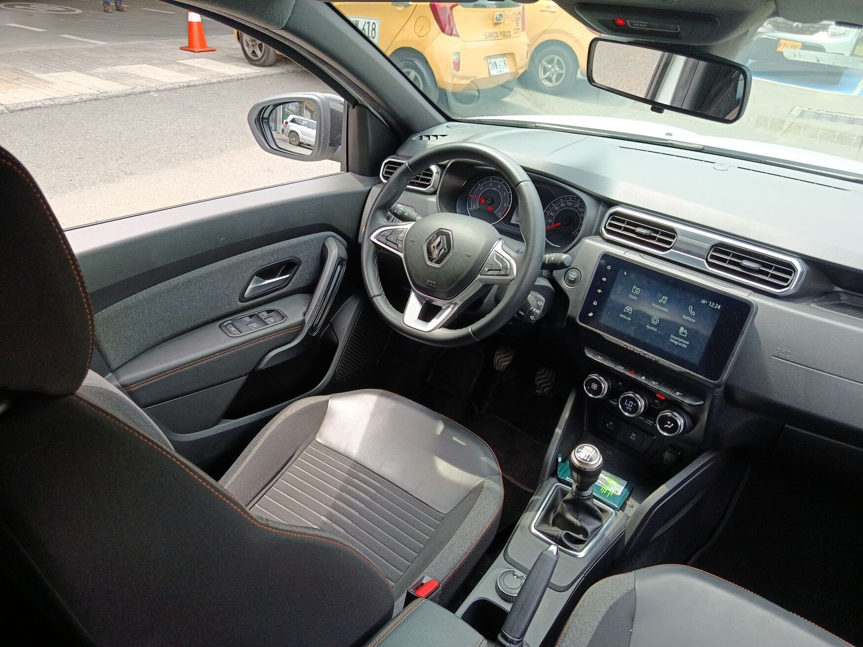 RENAULT DUSTER 2026