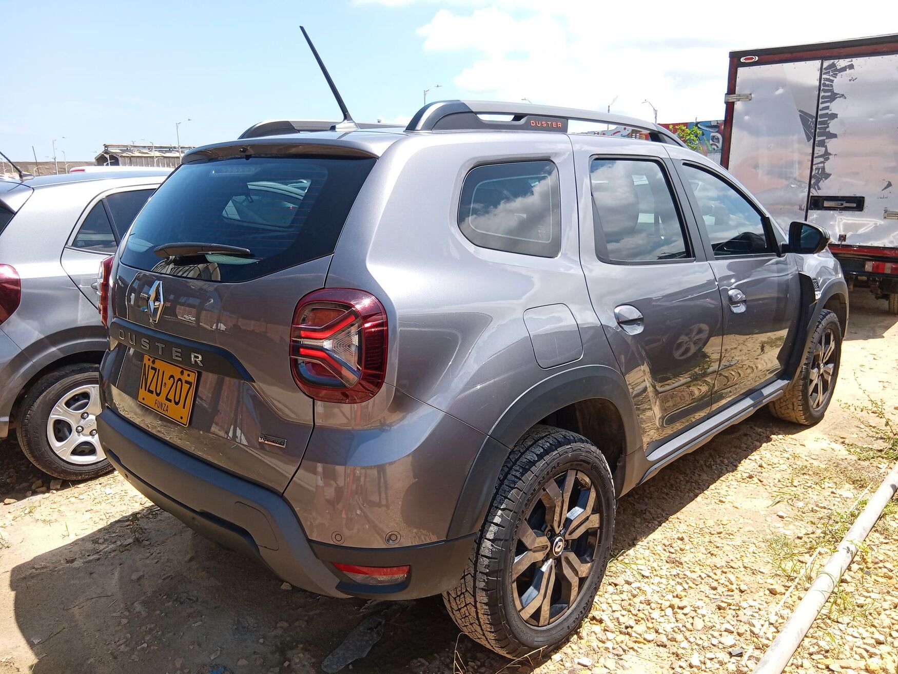 RENAULT DUSTER 2025
