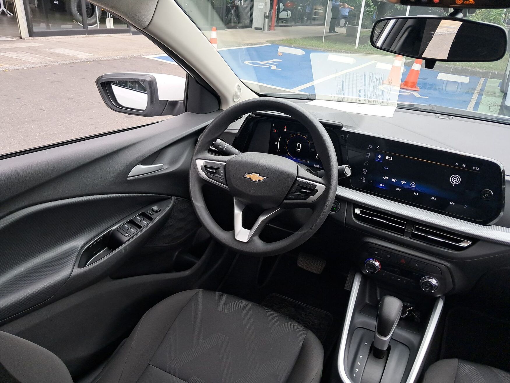 CHEVROLET ONIX 2026