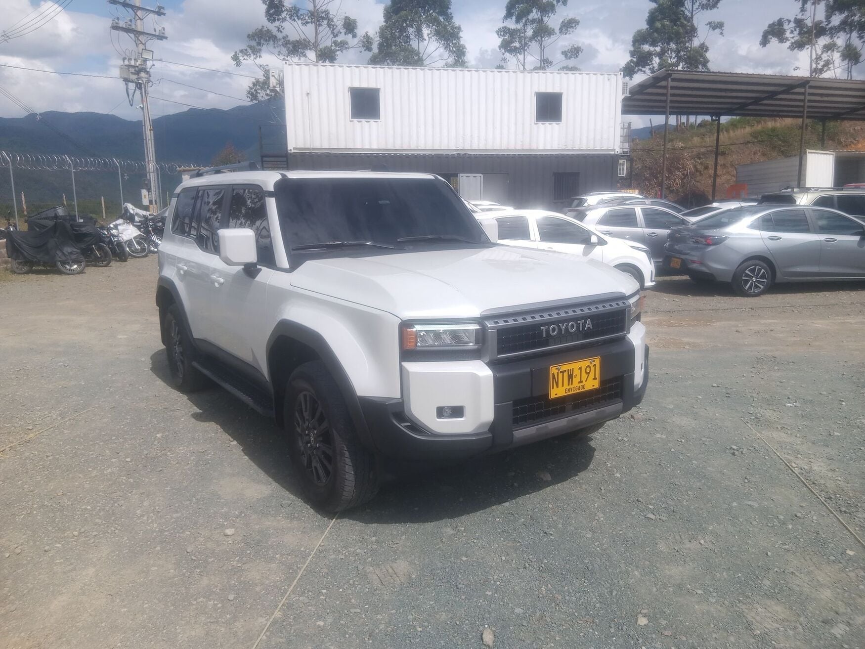 TOYOTA PRADO 2025